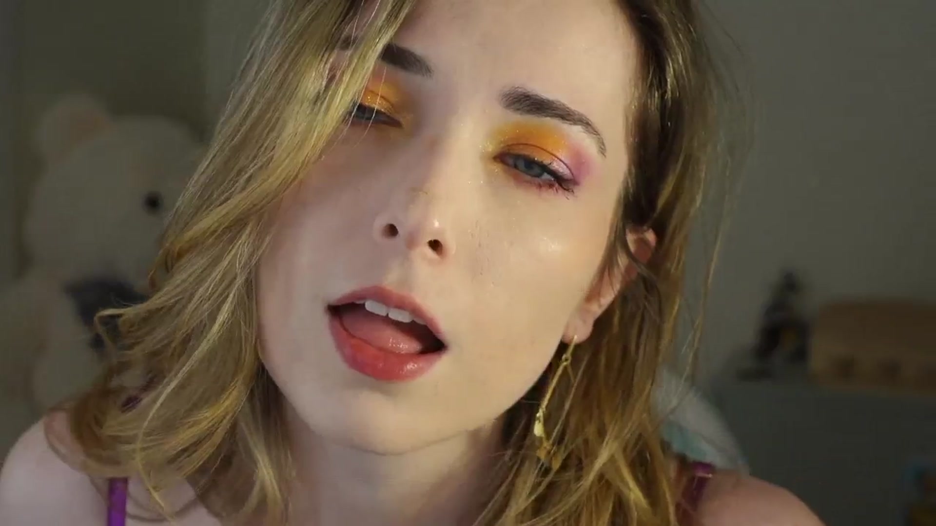 Gallery image thumbnail from Lil_blueberry's myfreecams stream on, 03/06/2025, 03:49 image 7 of 20