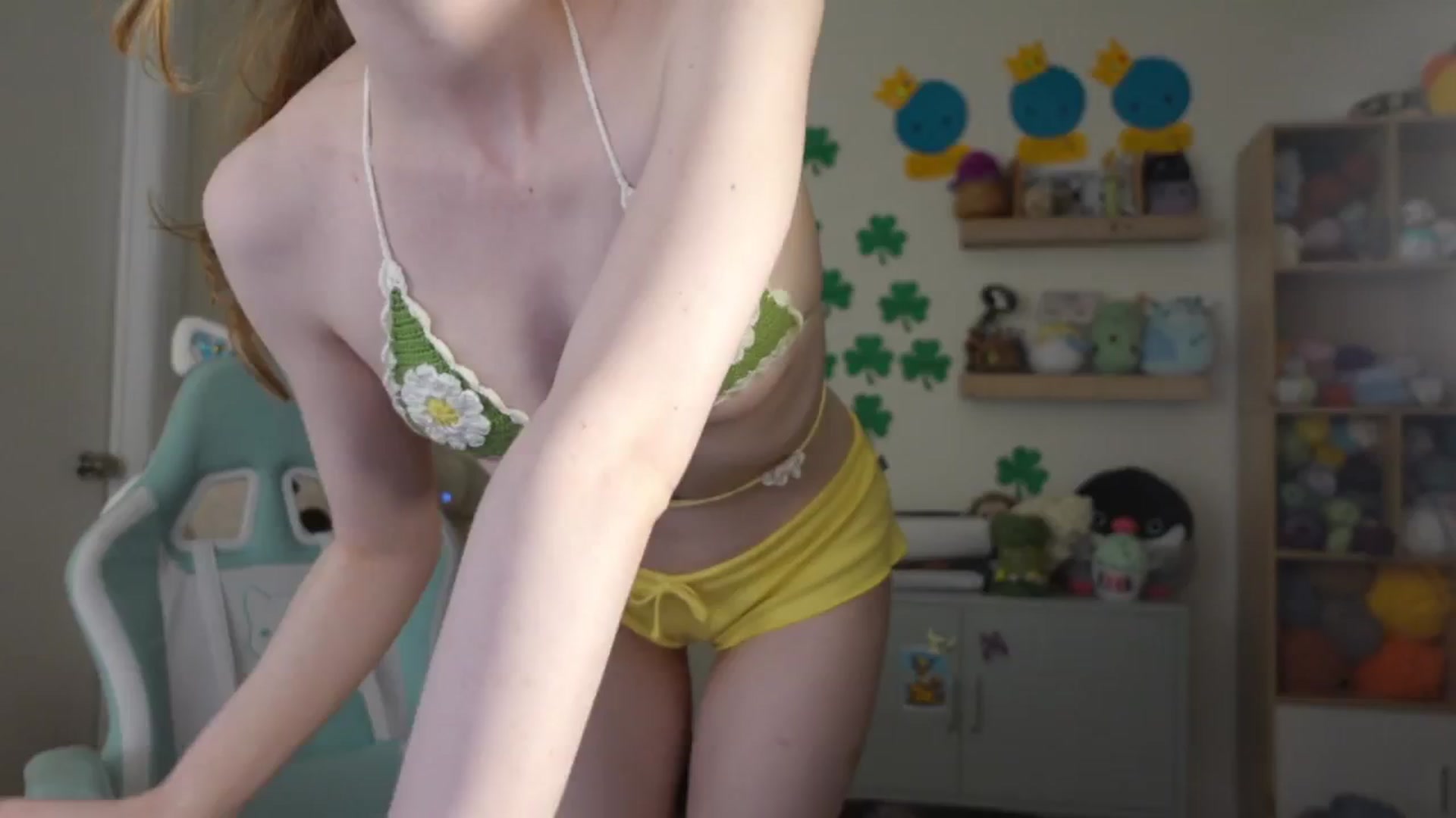 Gallery image thumbnail from Lil_blueberry's myfreecams stream on, 03/14/2025, 03:02 image 10 of 20