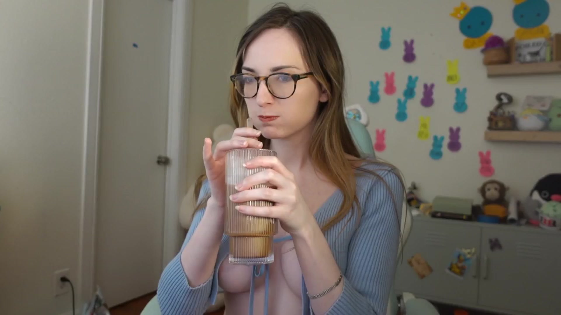Gallery image thumbnail from Lil_blueberry's myfreecams stream on, 04/17/2025, 03:08 image 5 of 20
