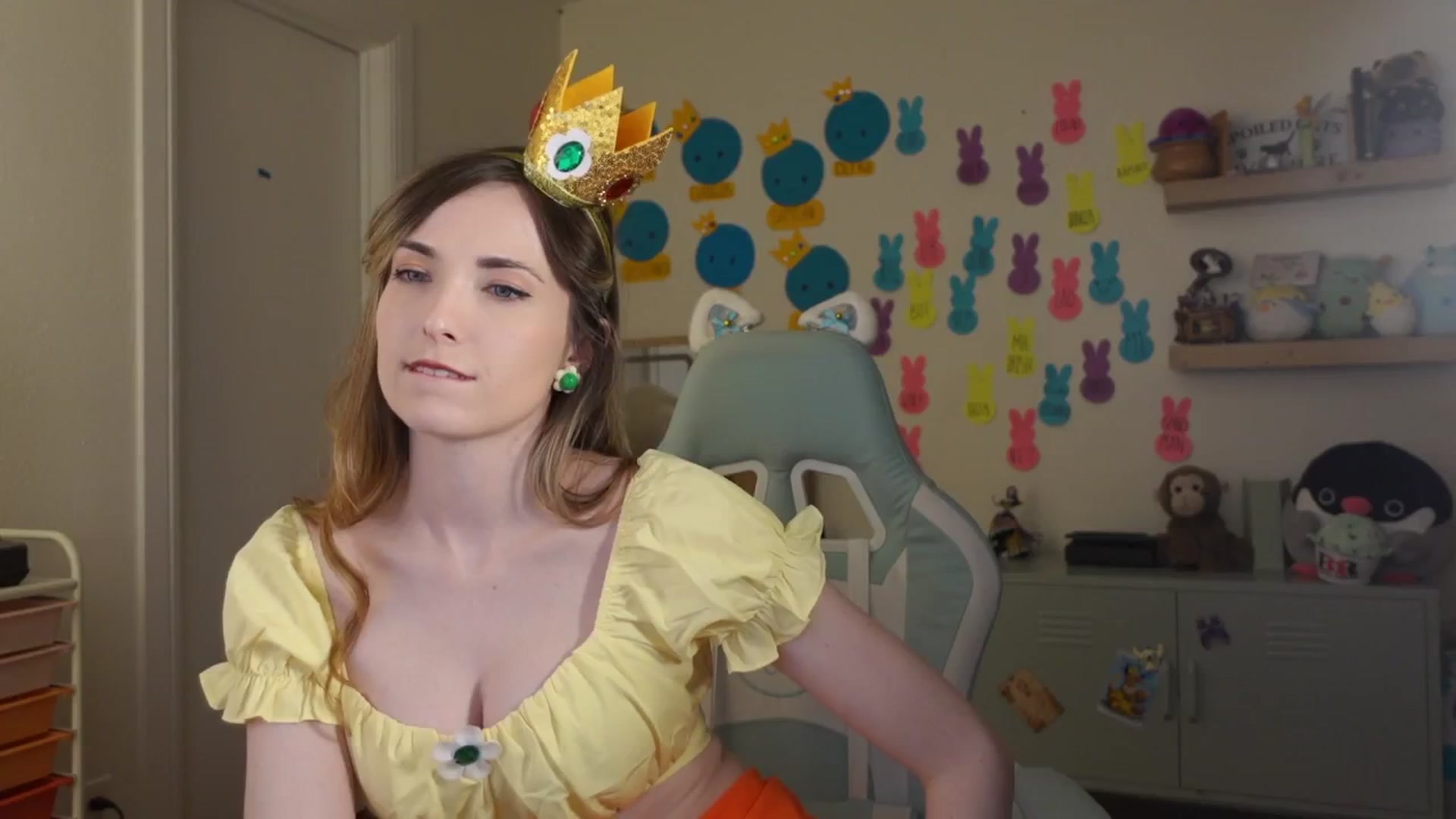 Gallery image thumbnail from Lil_blueberry's myfreecams stream on, 04/25/2025, 03:17 image 2 of 20