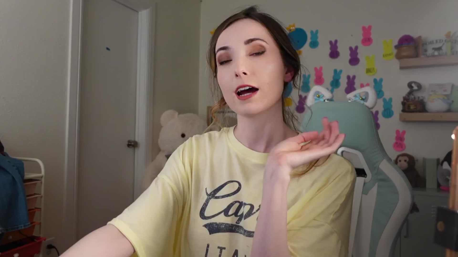Gallery image thumbnail from Lil_blueberry's myfreecams stream on, 04/28/2025, 03:30 image 4 of 20