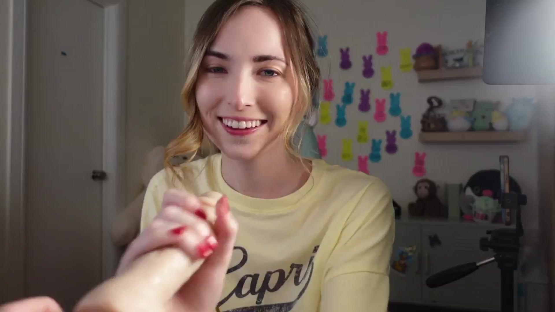 Gallery image thumbnail from Lil_blueberry's myfreecams stream on, 04/28/2025, 03:30 image 1 of 20