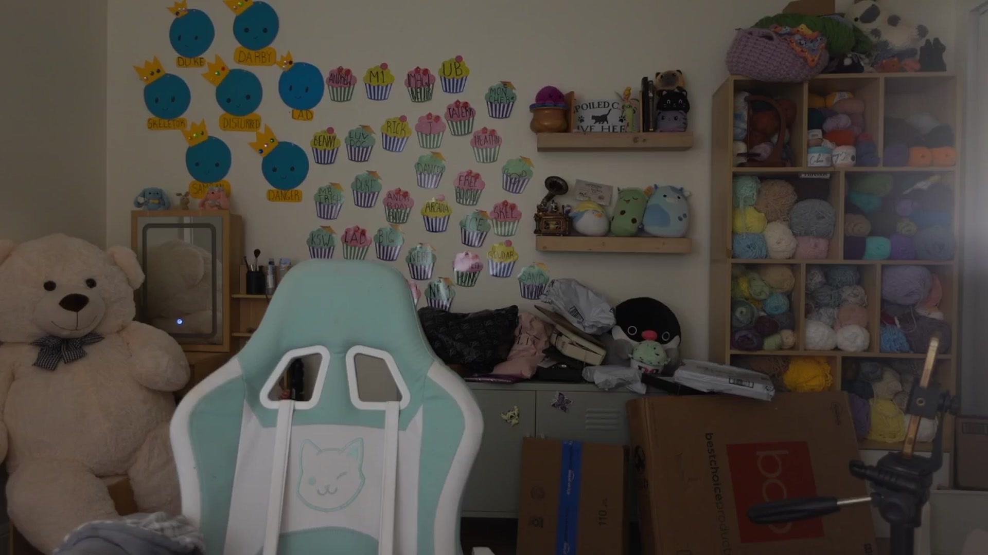Gallery image thumbnail from Lil_blueberry's myfreecams stream on, 05/22/2025, 03:46 image 14 of 20
