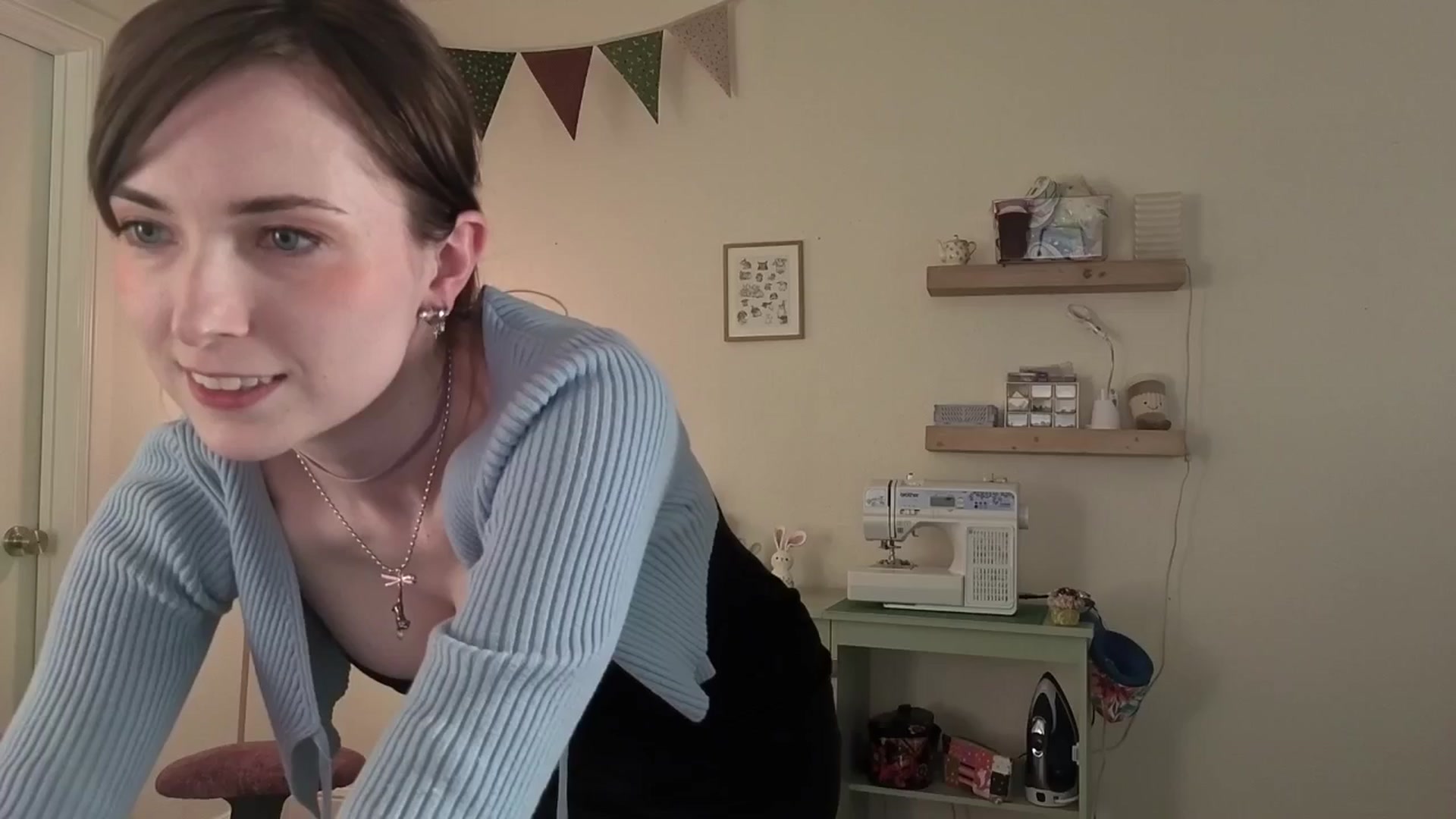 Gallery image thumbnail from Lil_blueberry's myfreecams stream on, 04/11/2026, 23:53 image 3 of 20