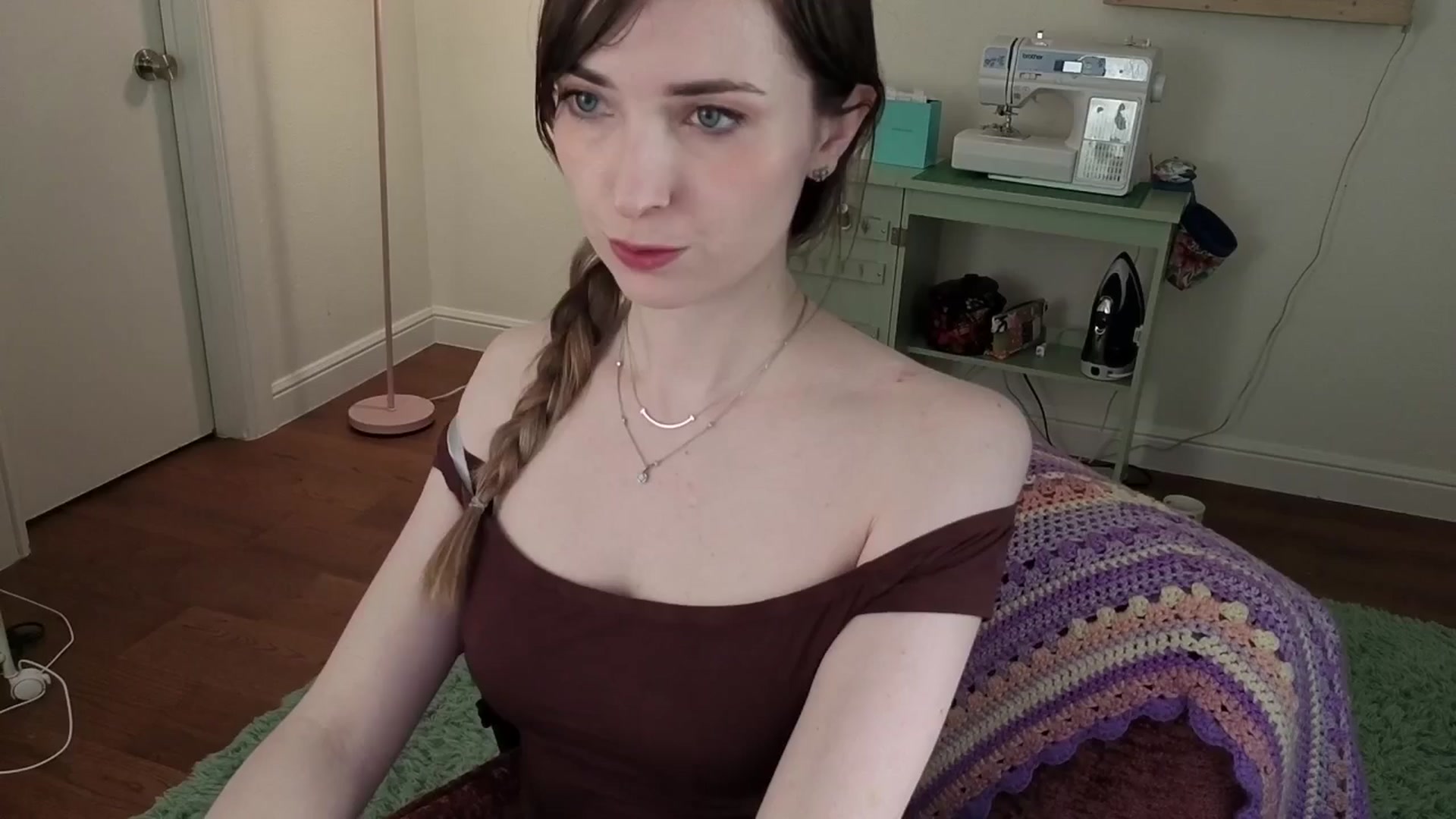 Gallery image thumbnail from Lil_blueberry's myfreecams stream on, 04/23/2026, 22:00 image 3 of 20