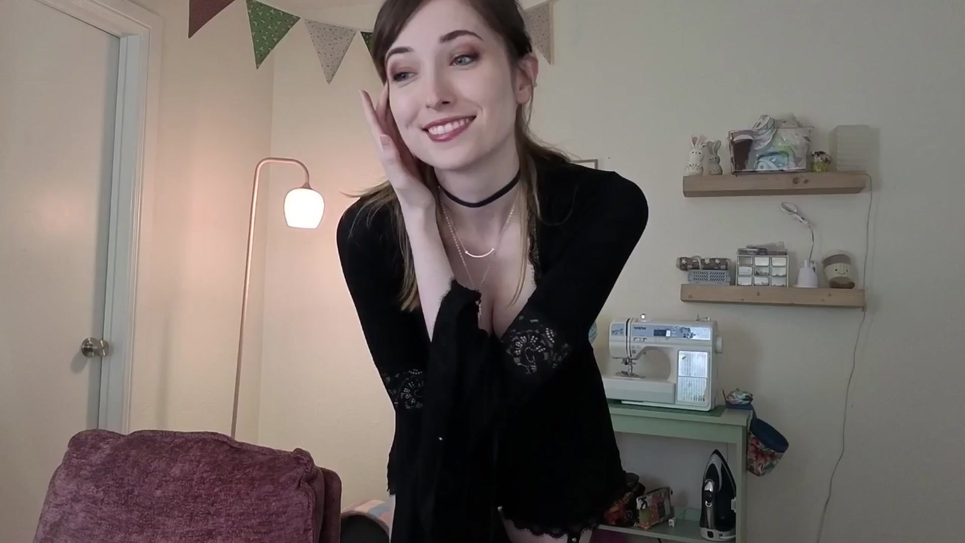 Gallery image thumbnail from Lil_blueberry's myfreecams stream on, 04/26/2026, 23:33 image 12 of 20