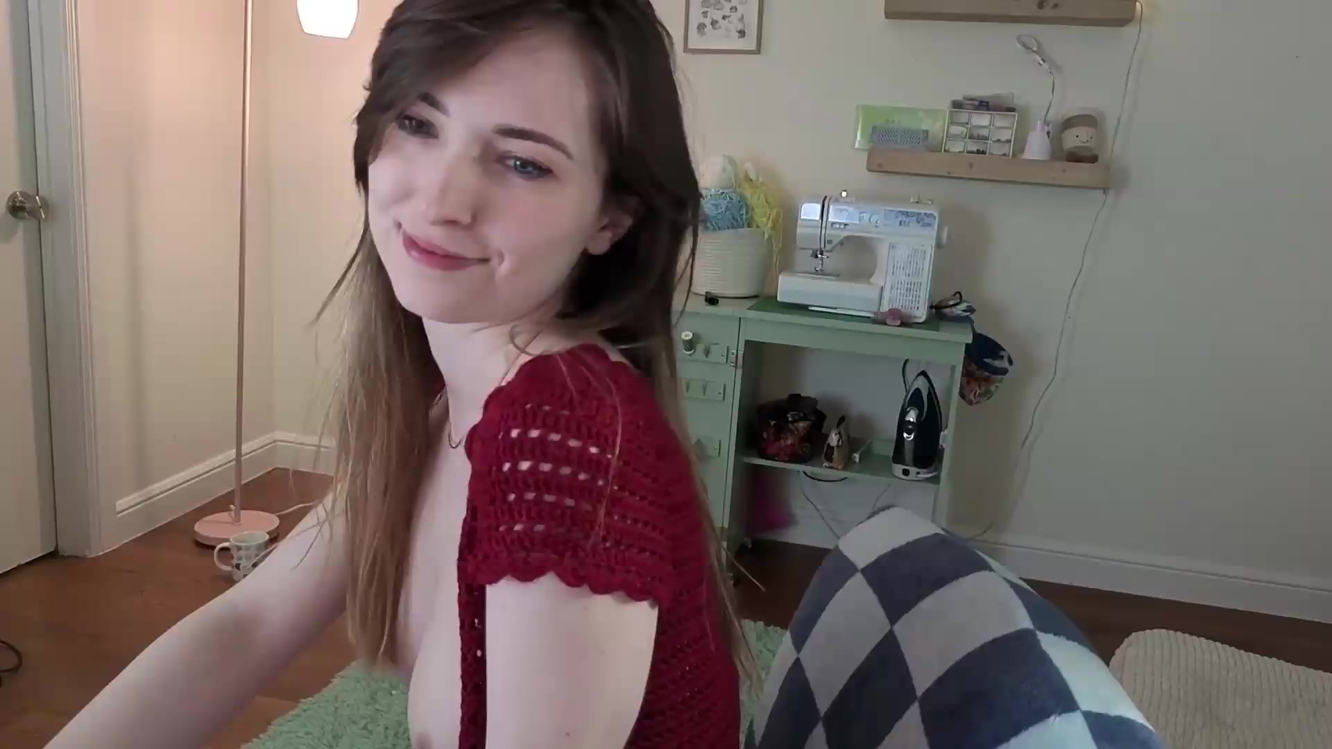 Gallery image thumbnail from Lil_blueberry's myfreecams stream on, 05/03/2026, 22:11 image 10 of 20