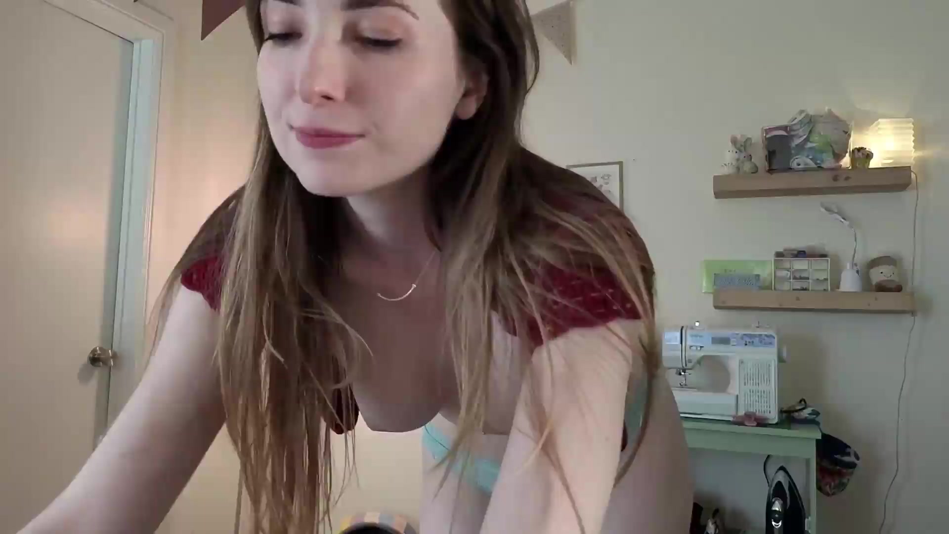 Gallery image thumbnail from Lil_blueberry's myfreecams stream on, 05/03/2026, 22:11 image 19 of 20