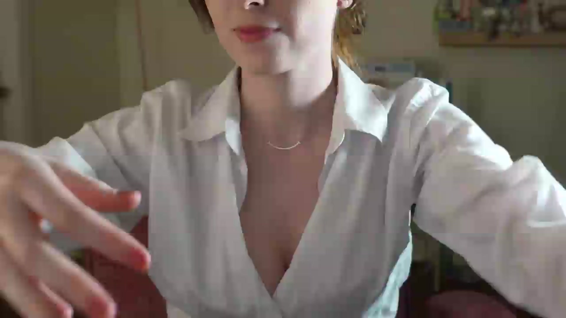 Gallery image thumbnail from Lil_blueberry's myfreecams stream on, 06/21/2026, 24:00 image 14 of 20