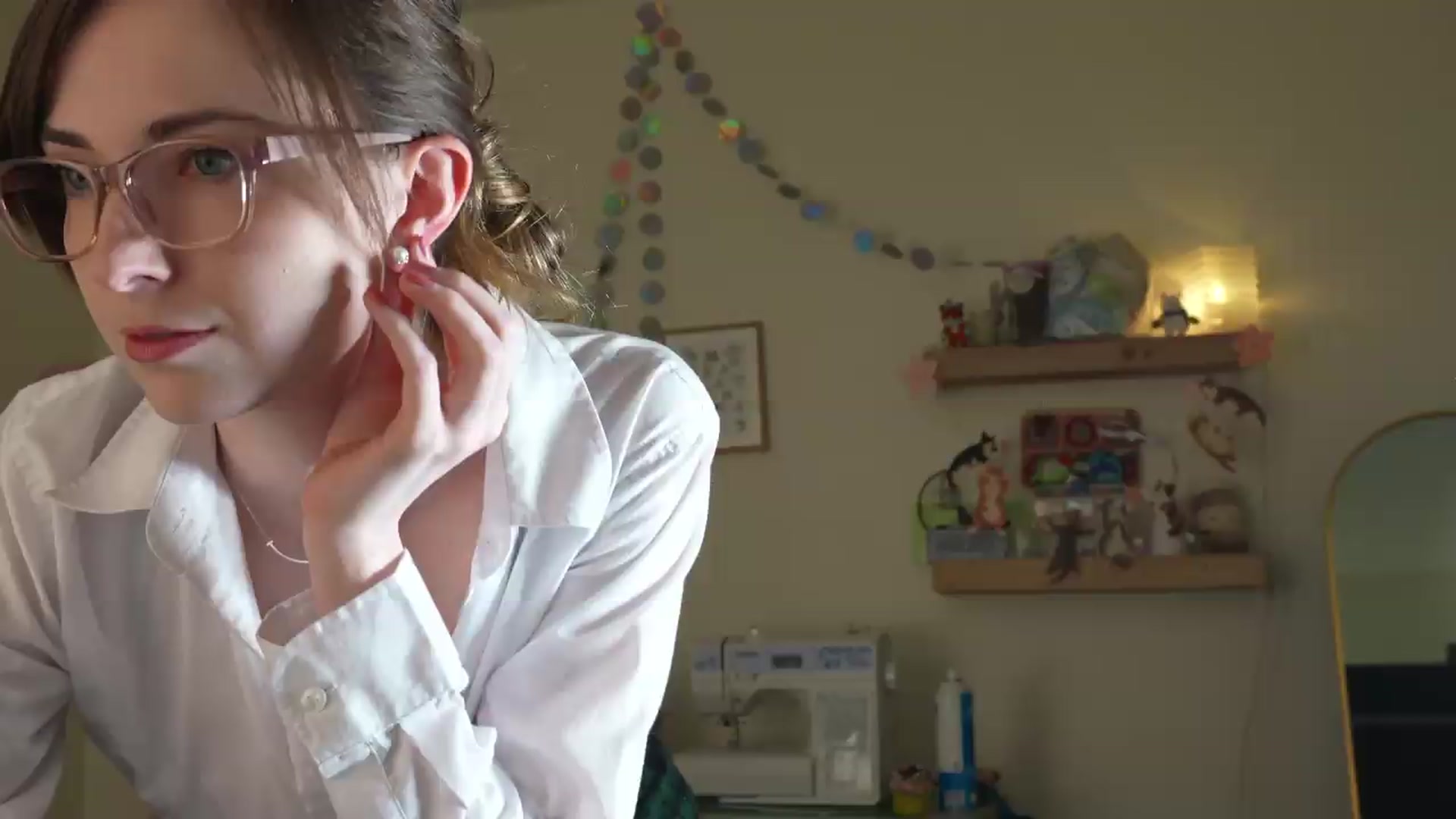 Gallery image thumbnail from Lil_blueberry's myfreecams stream on, 06/21/2026, 24:00 image 10 of 20