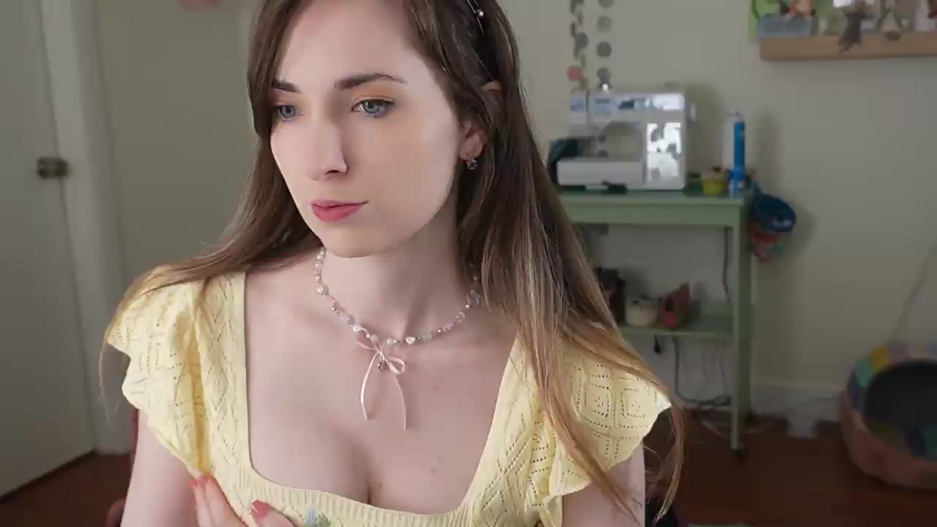 Gallery image thumbnail from Lil_blueberry's myfreecams stream on, 06/30/2026, 02:38 image 2 of 20