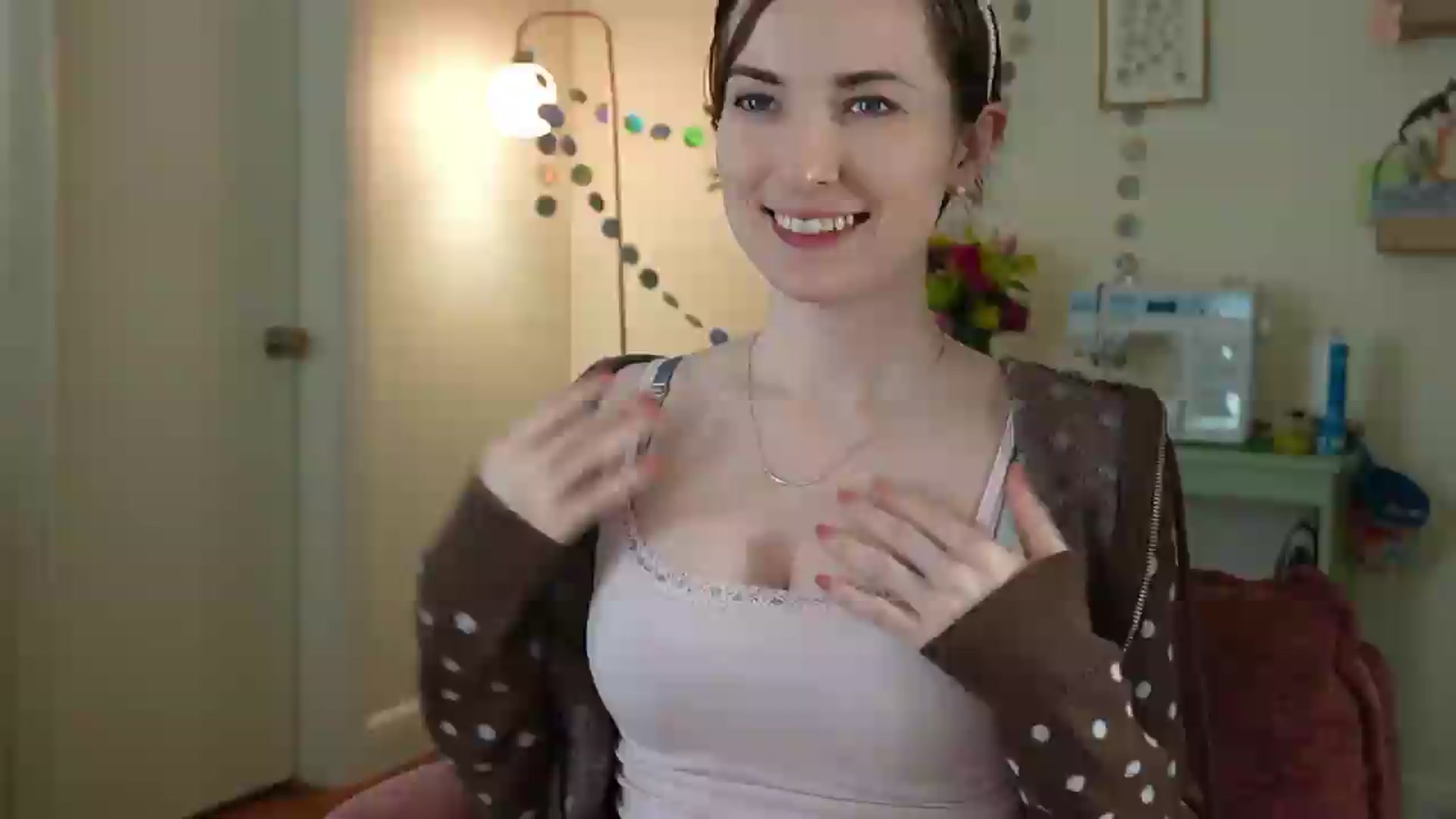 Gallery image thumbnail from Lil_blueberry's myfreecams stream on, 07/08/2026, 21:09 image 2 of 20
