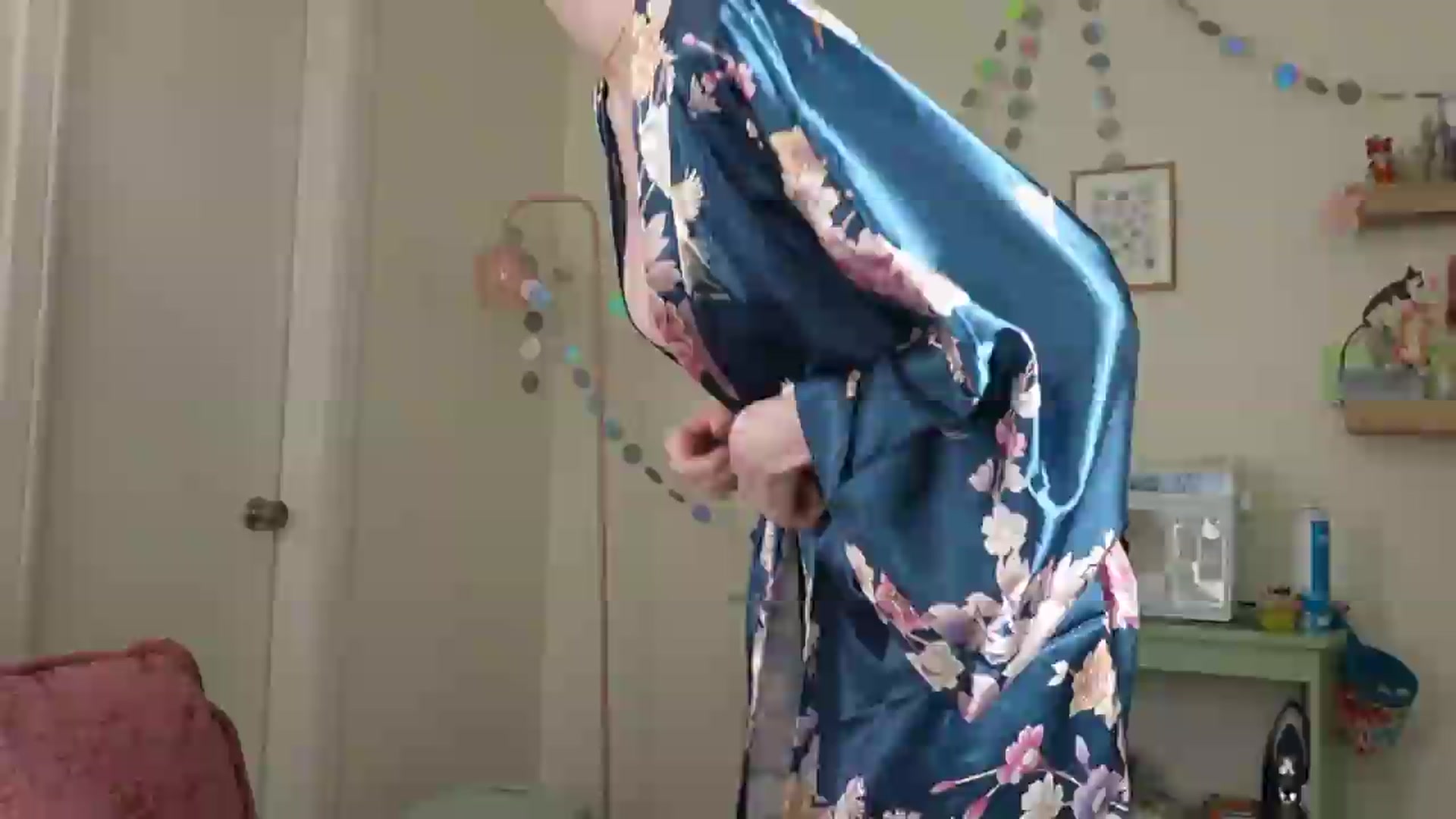 Gallery image thumbnail from Lil_blueberry's myfreecams stream on, 07/09/2026, 22:24 image 3 of 20