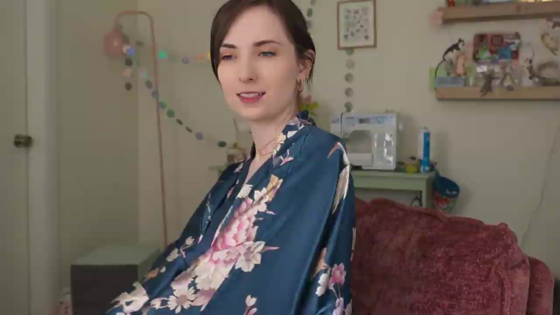 Gallery image thumbnail from Lil_blueberry's myfreecams stream on, 07/09/2026, 22:24 image 5 of 20