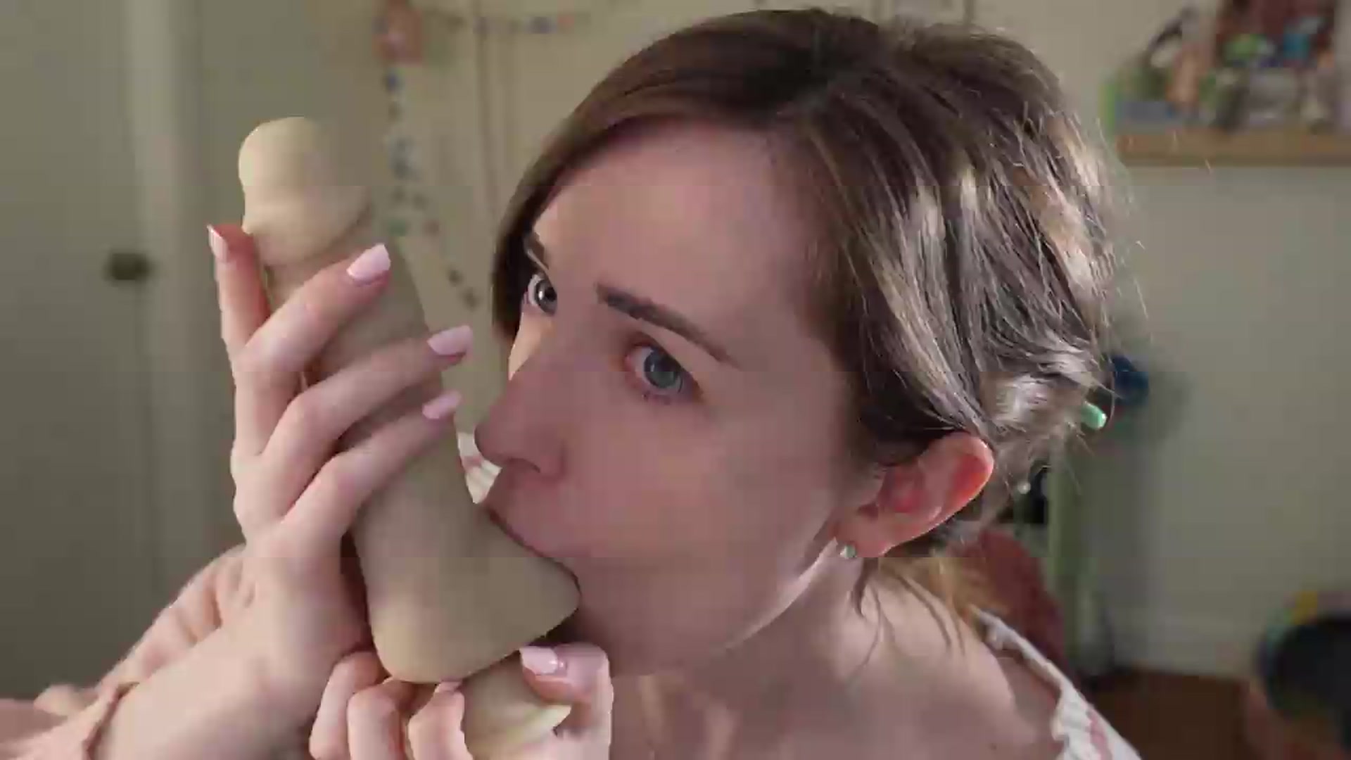 Gallery image thumbnail from Lil_blueberry's myfreecams stream on, 08/02/2026, 22:25 image 13 of 20