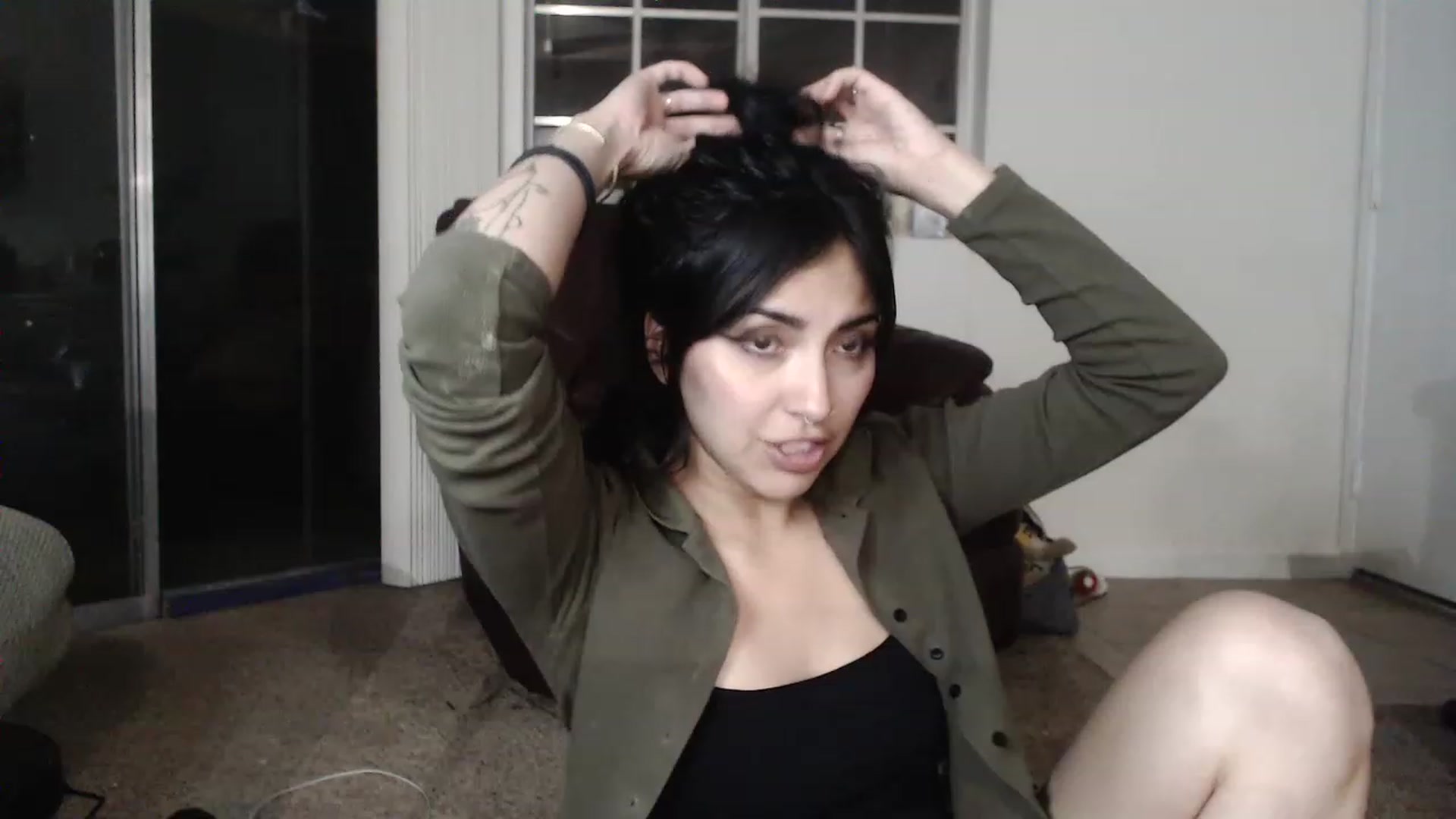 Gallery image thumbnail from Lil_bunniii's myfreecams stream on, 03/02/2023, 08:00 image 19 of 20