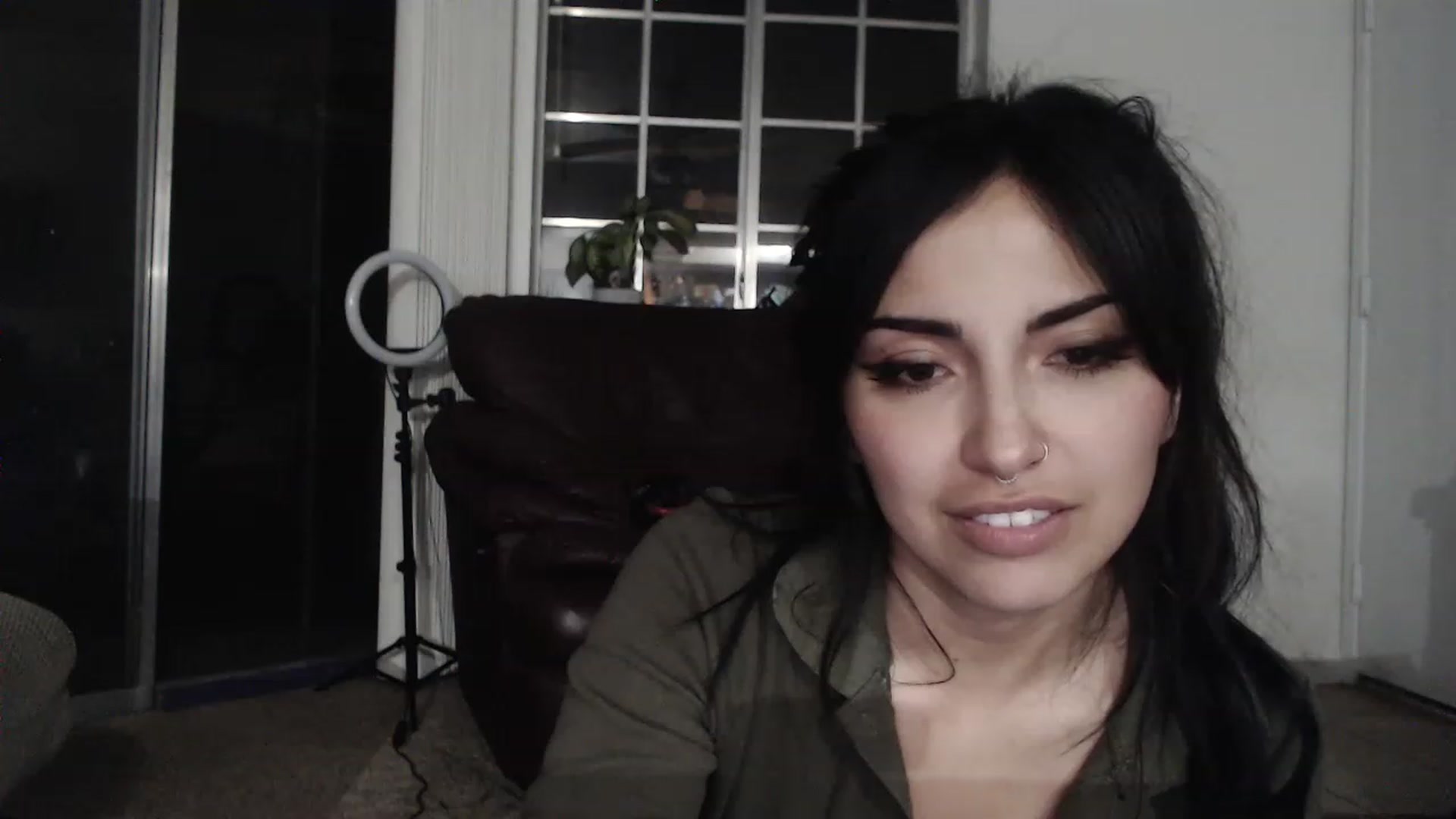 Gallery image thumbnail from Lil_bunniii's myfreecams stream on, 03/02/2023, 08:00 image 14 of 20