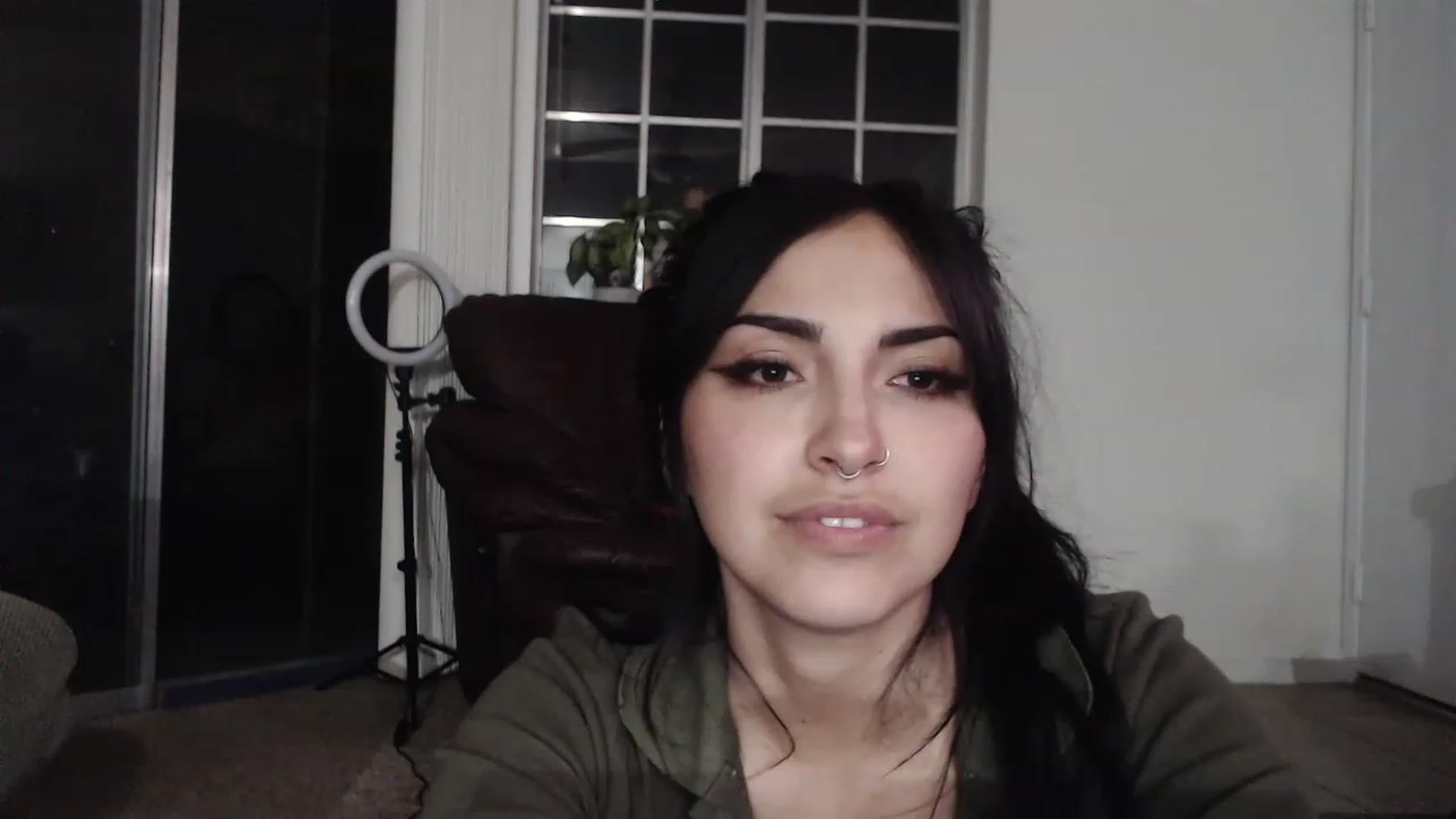 Gallery image thumbnail from Lil_bunniii's myfreecams stream on, 03/02/2023, 08:00 image 13 of 20