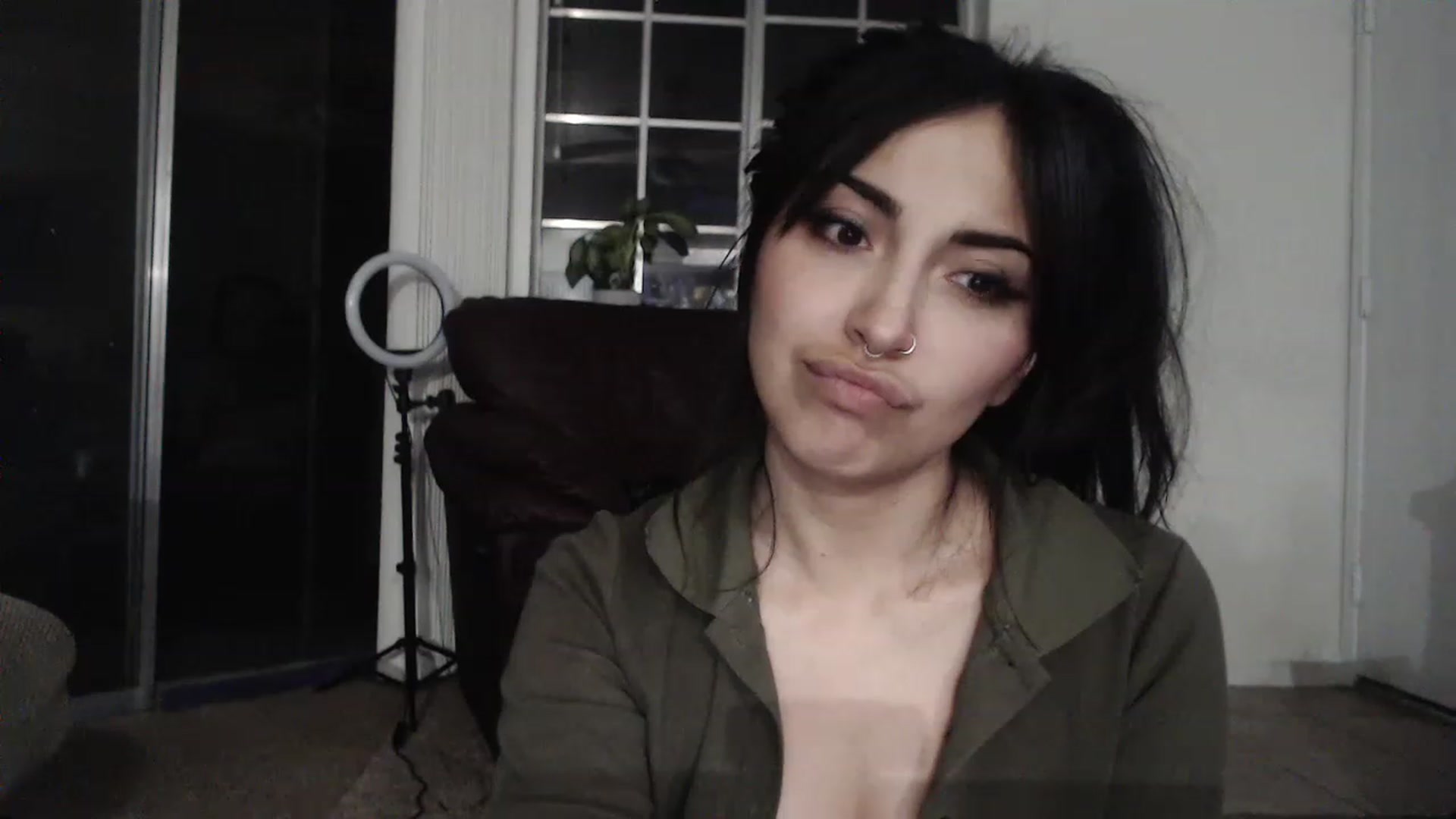 Gallery image thumbnail from Lil_bunniii's myfreecams stream on, 03/02/2023, 08:00 image 7 of 20