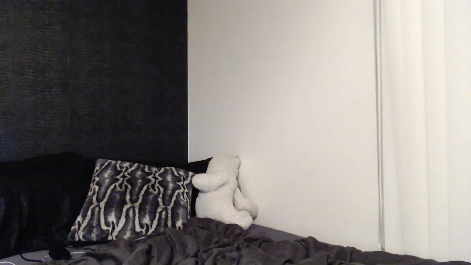 Gallery image thumbnail from Lil_bunniii's myfreecams stream on, 03/23/2023, 05:23 image 16 of 20
