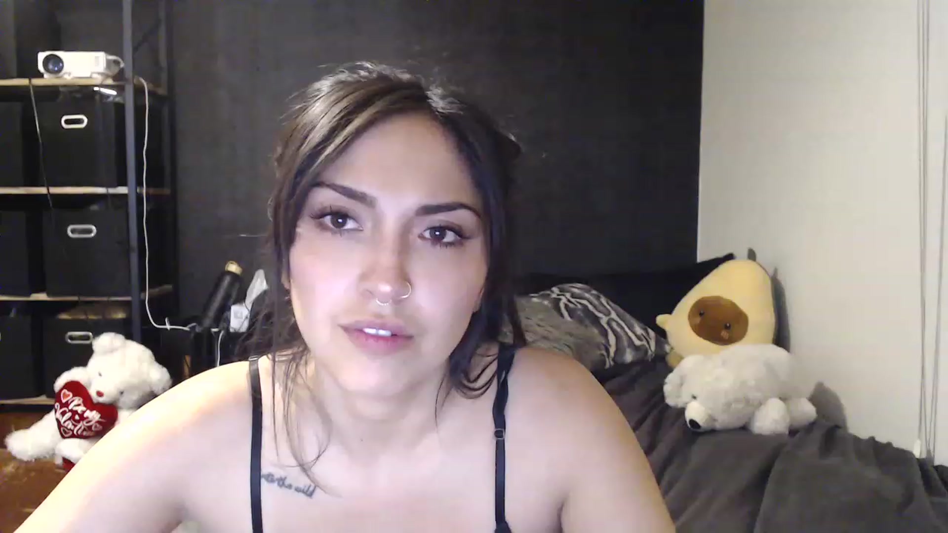 Gallery image thumbnail from Lil_bunniii's myfreecams stream on, 03/24/2023, 03:41 image 18 of 20
