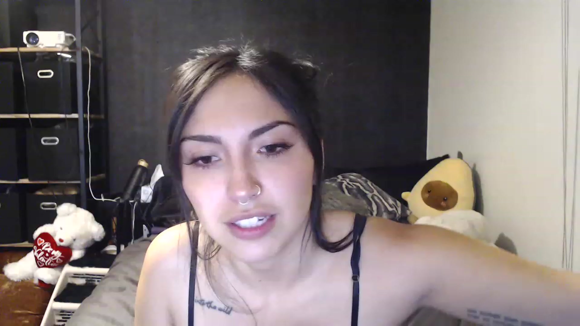 Gallery image thumbnail from Lil_bunniii's myfreecams stream on, 03/24/2023, 03:41 image 19 of 20