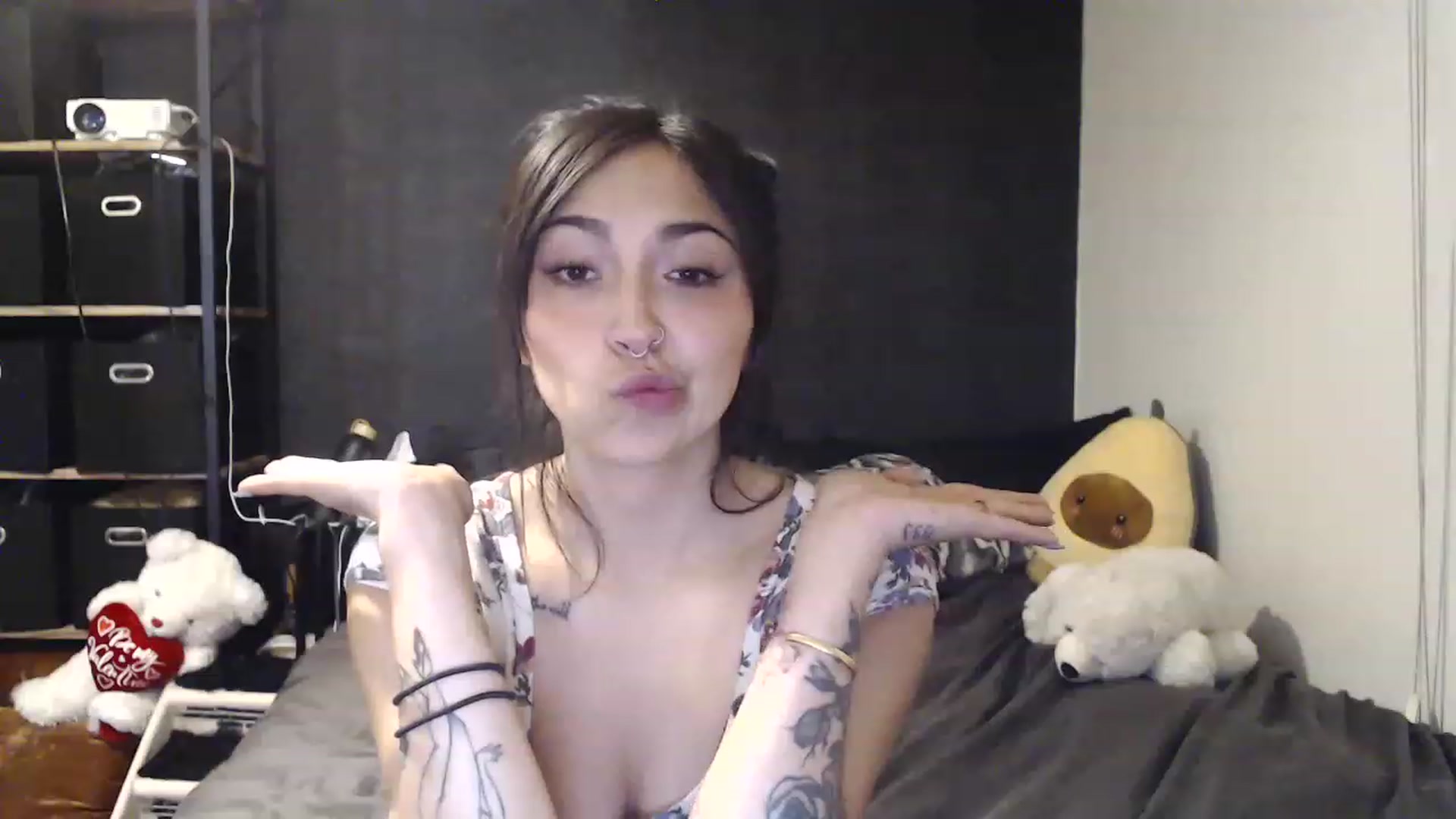 Gallery image thumbnail from Lil_bunniii's myfreecams stream on, 03/24/2023, 03:41 image 10 of 20