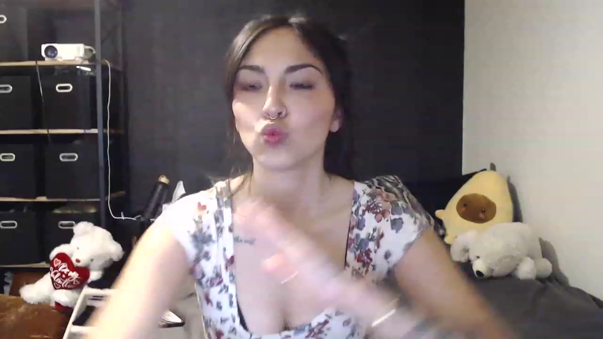 Gallery image thumbnail from Lil_bunniii's myfreecams stream on, 03/24/2023, 03:41 image 1 of 20