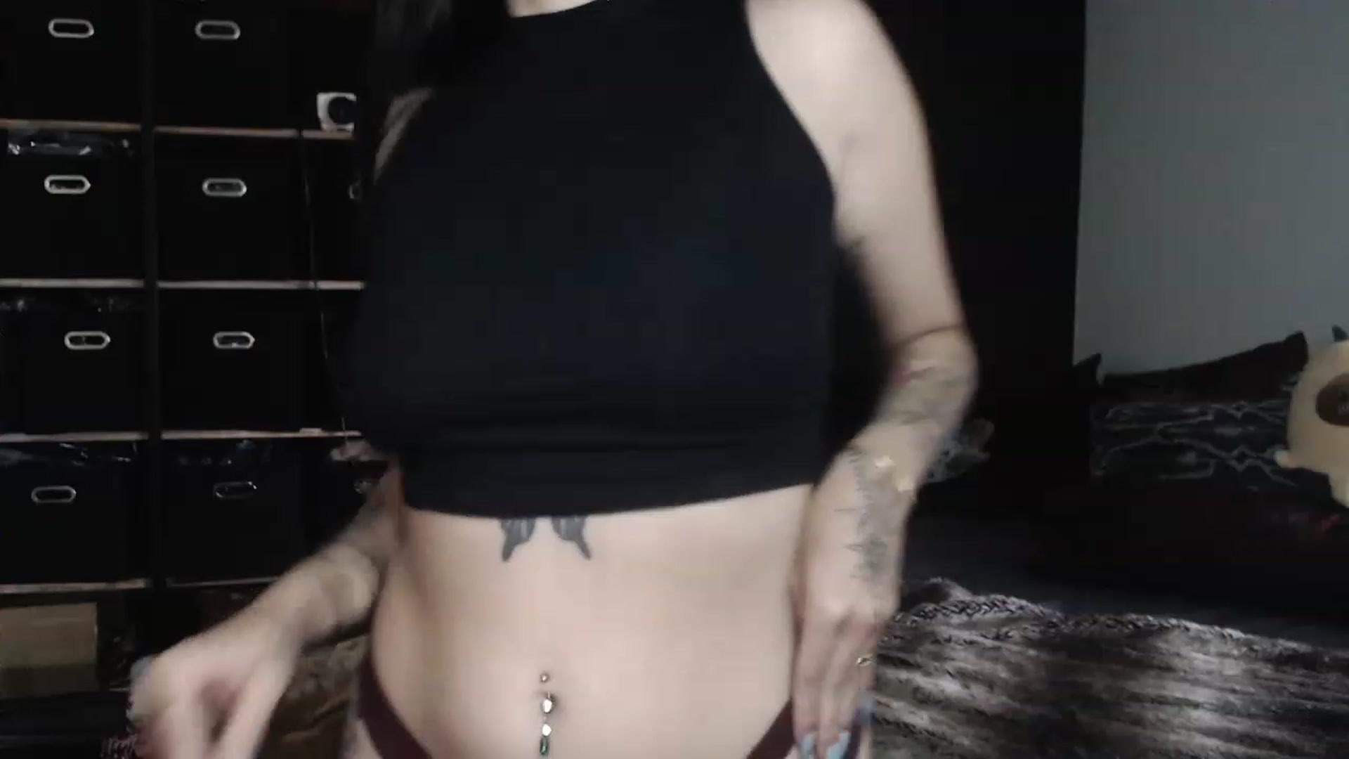 Gallery image thumbnail from Lil_bunniii's myfreecams stream on, 03/30/2023, 23:48 image 5 of 20