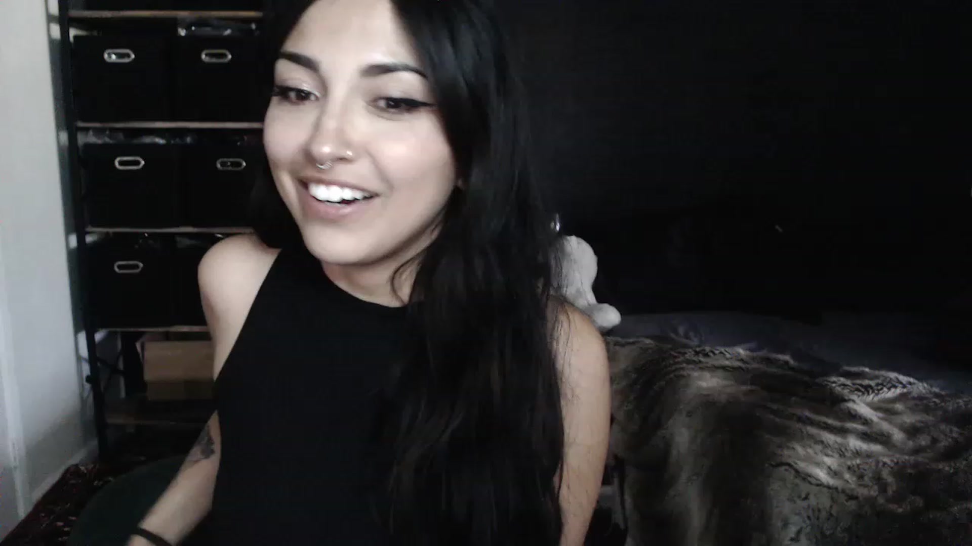 Gallery image thumbnail from Lil_bunniii's myfreecams stream on, 03/30/2023, 23:48 image 17 of 20