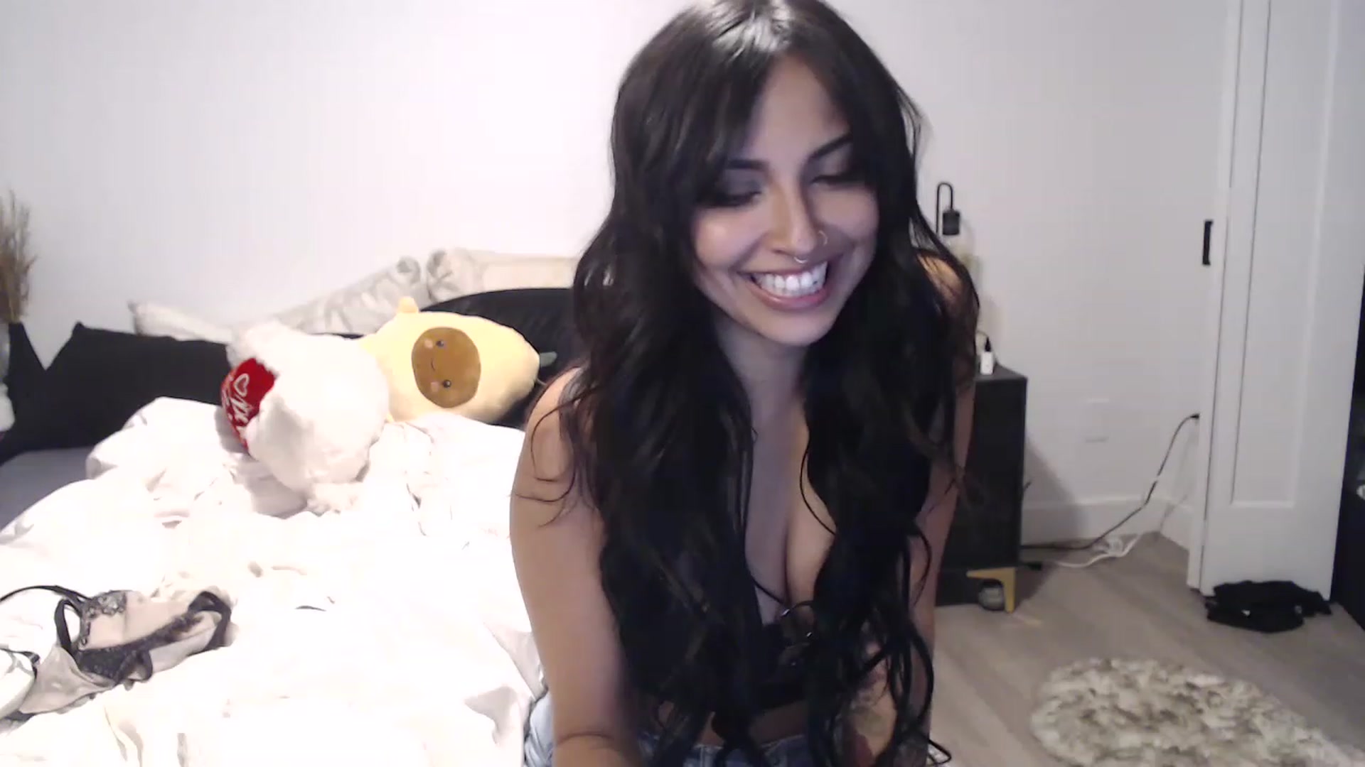 Gallery image thumbnail from Lil_bunniii's myfreecams stream on, 07/02/2023, 07:10 image 5 of 20