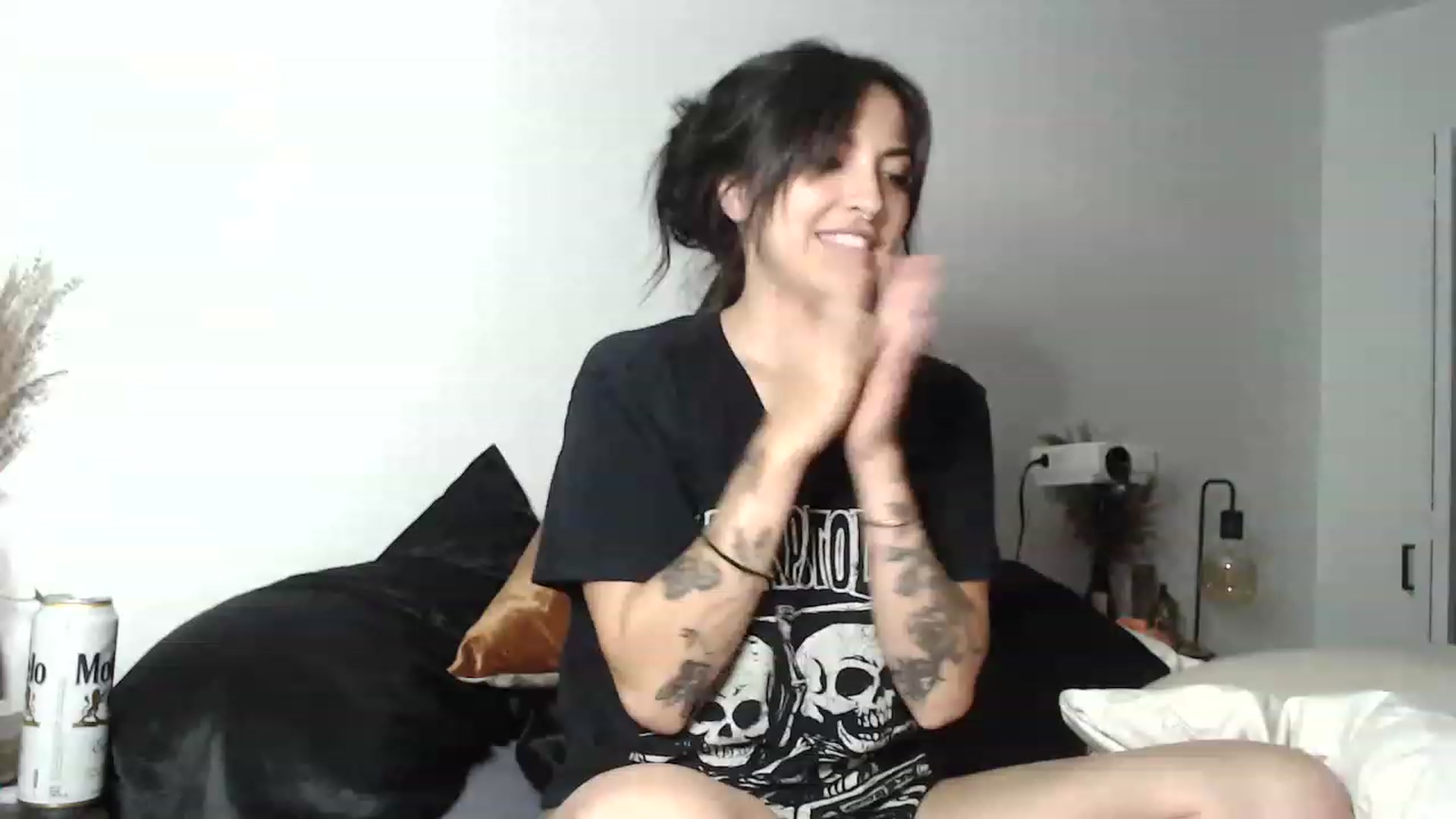 Gallery image thumbnail from Lil_bunniii's myfreecams stream on, 07/13/2023, 06:28 image 1 of 20