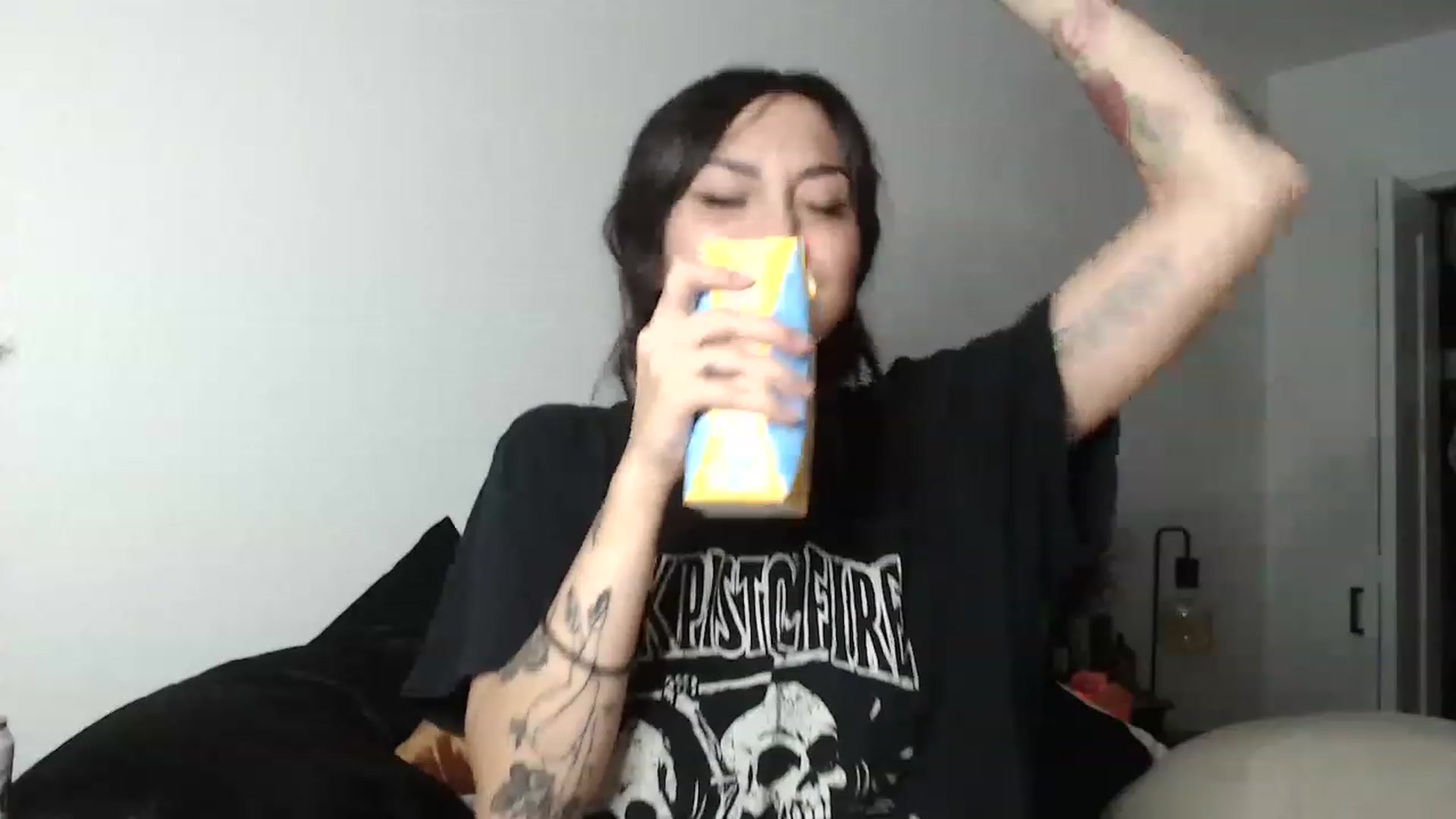 Gallery image thumbnail from Lil_bunniii's myfreecams stream on, 07/13/2023, 06:28 image 6 of 20