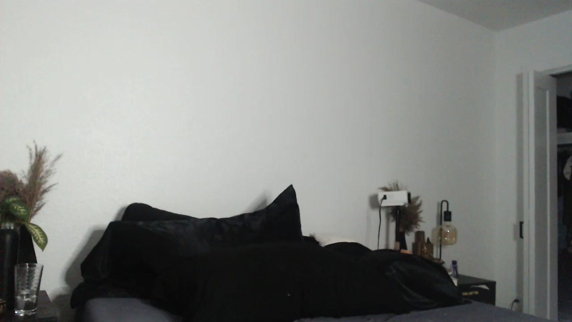 Gallery image thumbnail from Lil_bunniii's myfreecams stream on, 07/18/2023, 06:36 image 17 of 20