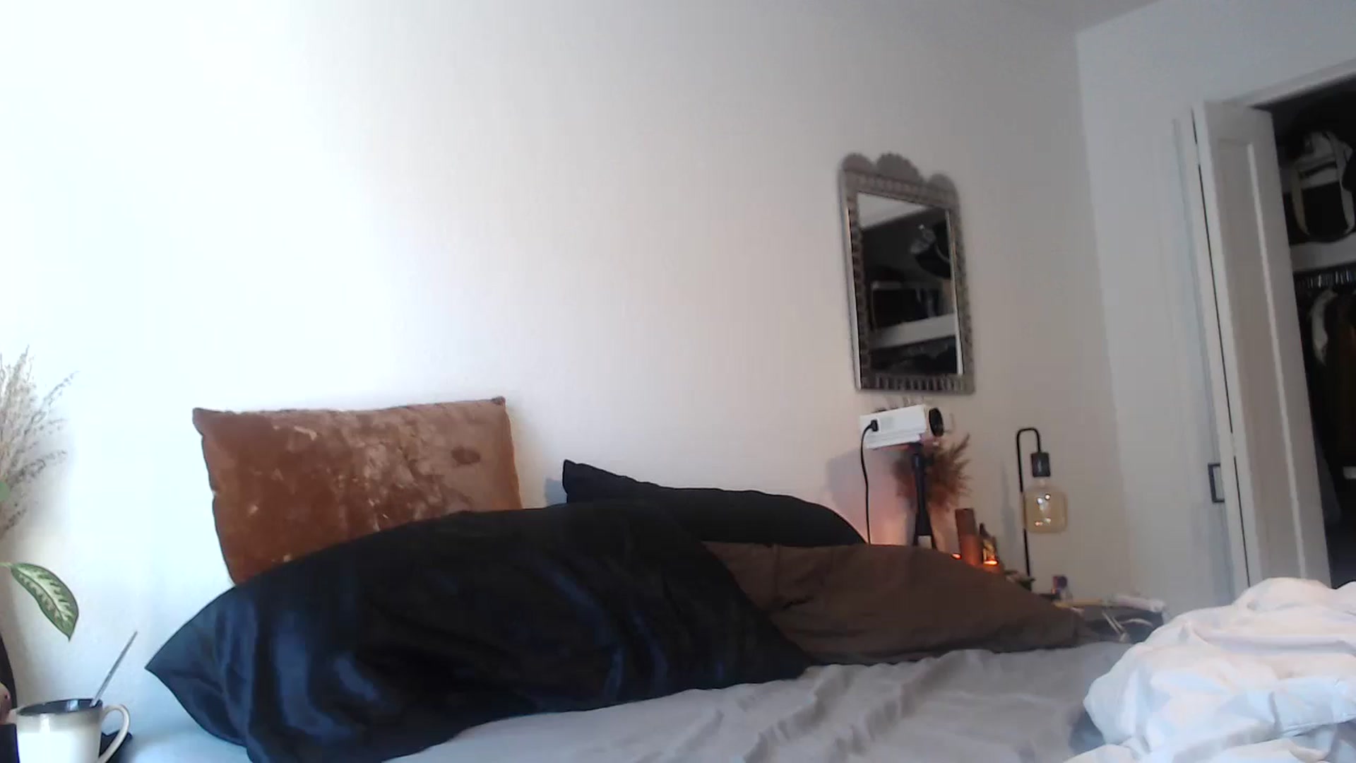 Gallery image thumbnail from Lil_bunniii's myfreecams stream on, 07/31/2023, 24:00 image 2 of 20
