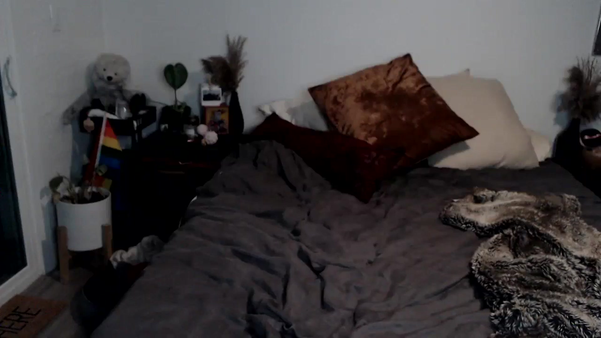 Gallery image thumbnail from Lil_bunniii's myfreecams stream on, 02/04/2024, 07:12 image 8 of 20