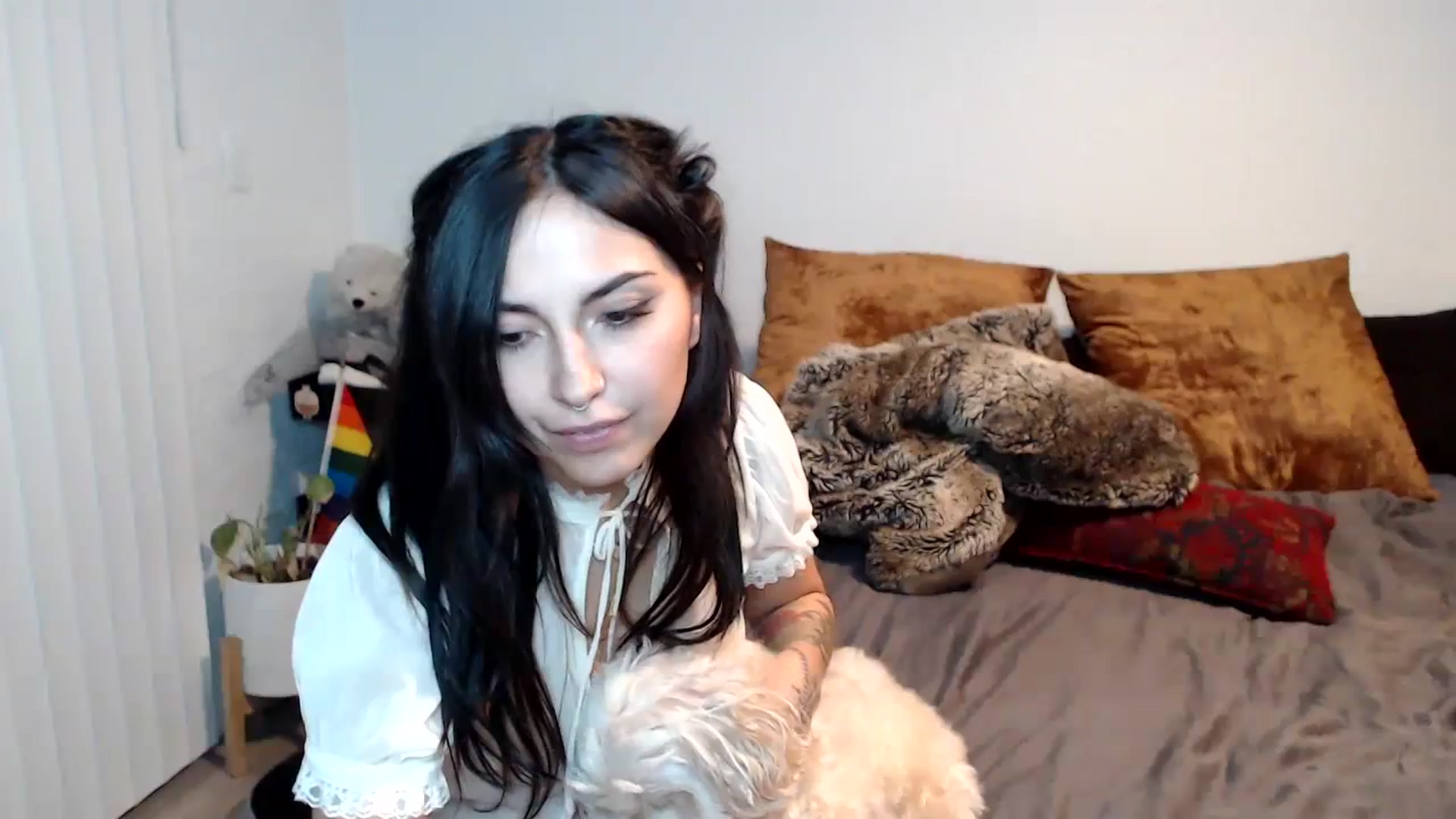 Gallery image thumbnail from Lil_bunniii's myfreecams stream on, 02/10/2024, 08:30 image 17 of 20