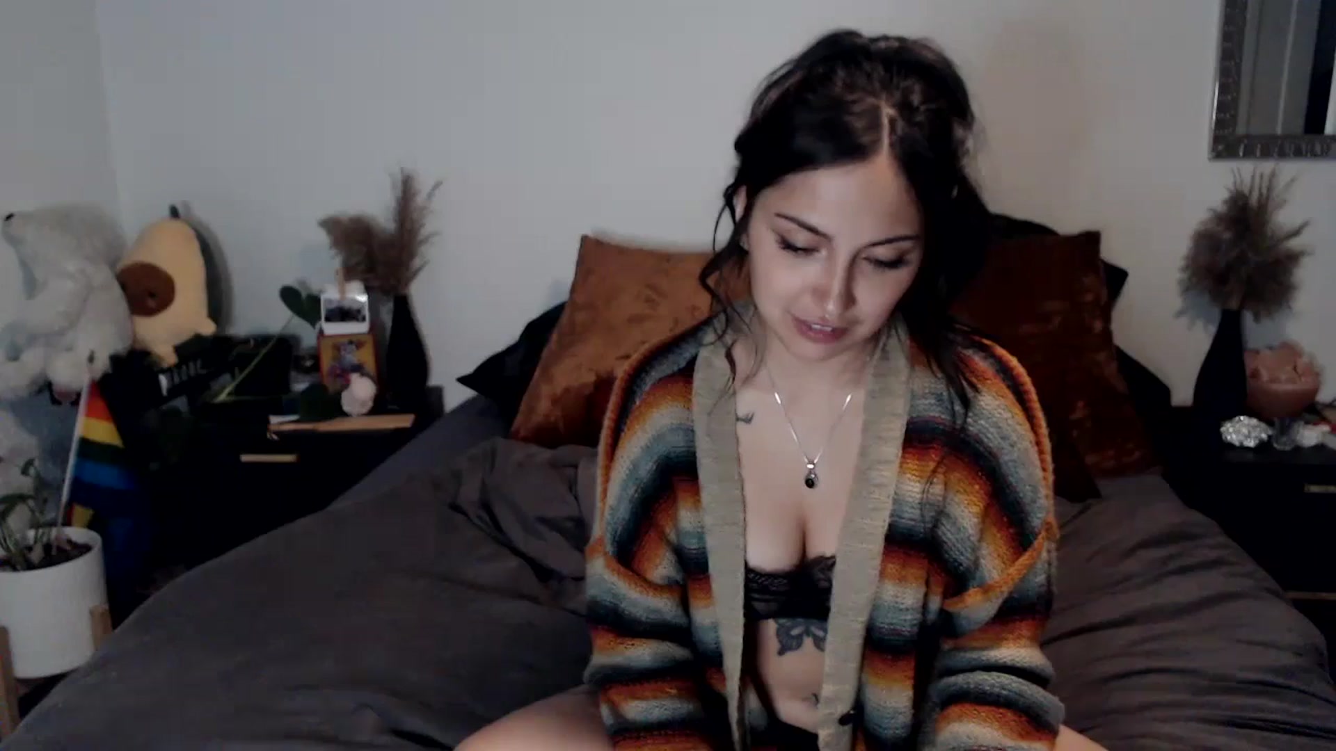 Gallery image thumbnail from Lil_bunniii's myfreecams stream on, 03/27/2024, 07:48 image 15 of 20