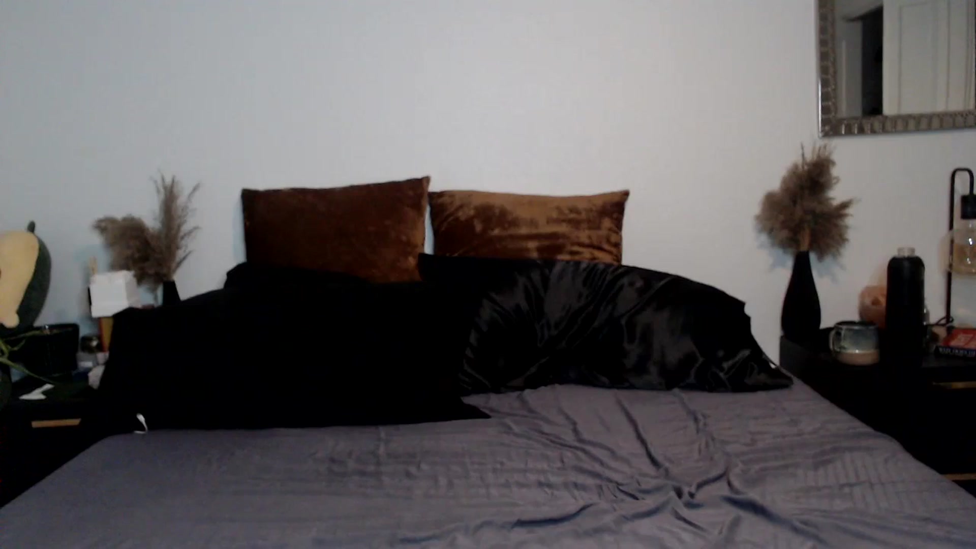 Gallery image thumbnail from Lil_bunniii's myfreecams stream on, 04/10/2024, 07:26 image 3 of 20