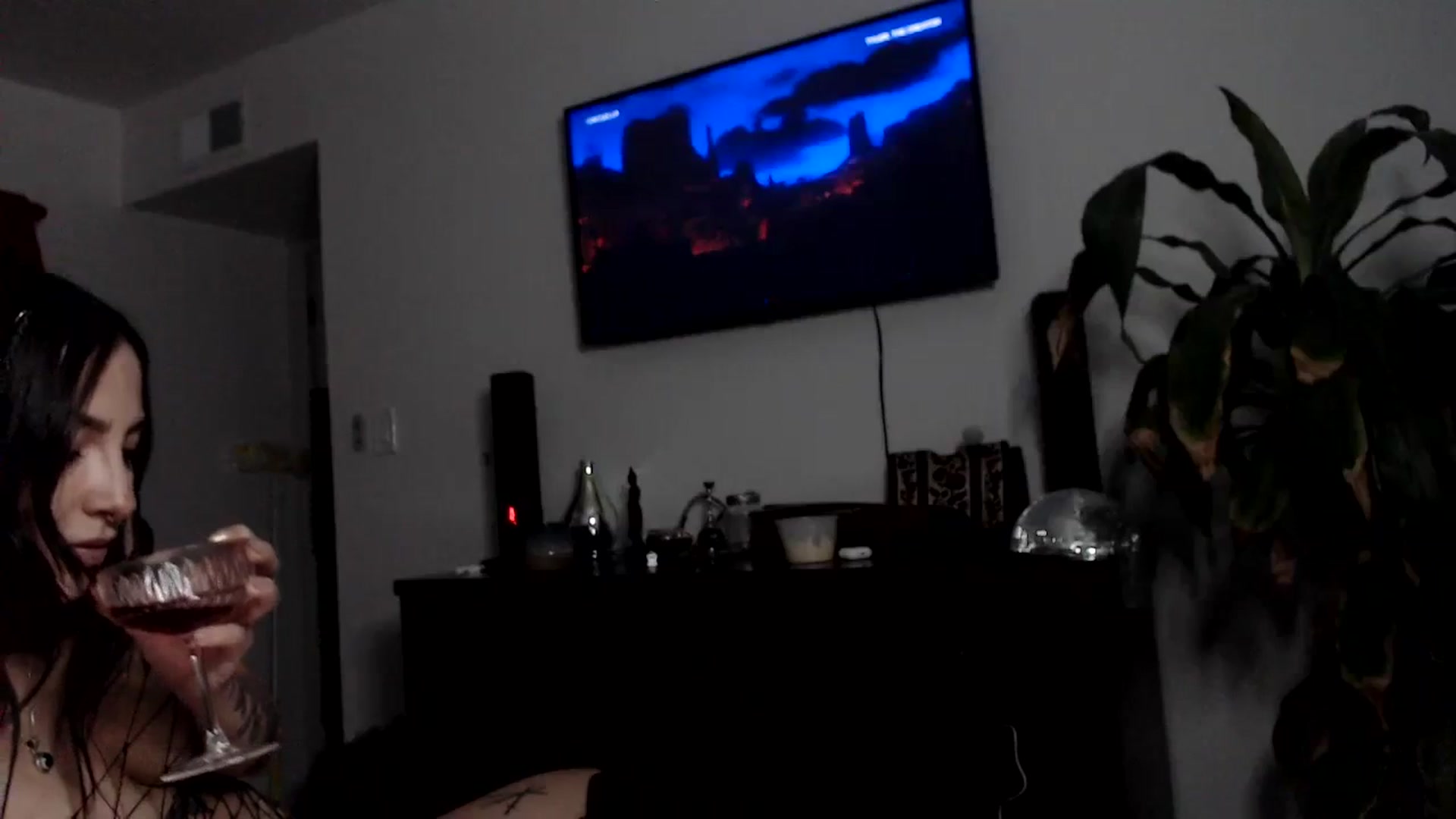 Gallery image thumbnail from Lil_bunniii's myfreecams stream on, 04/14/2024, 08:10 image 8 of 20