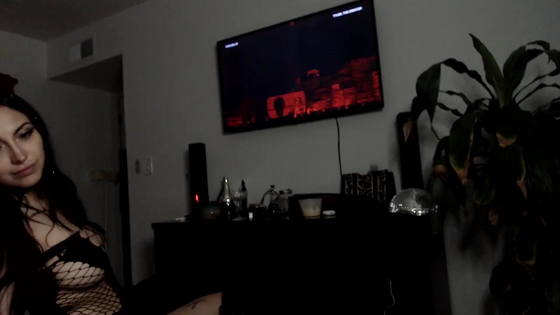 Gallery image thumbnail from Lil_bunniii's myfreecams stream on, 04/14/2024, 08:10 image 14 of 20