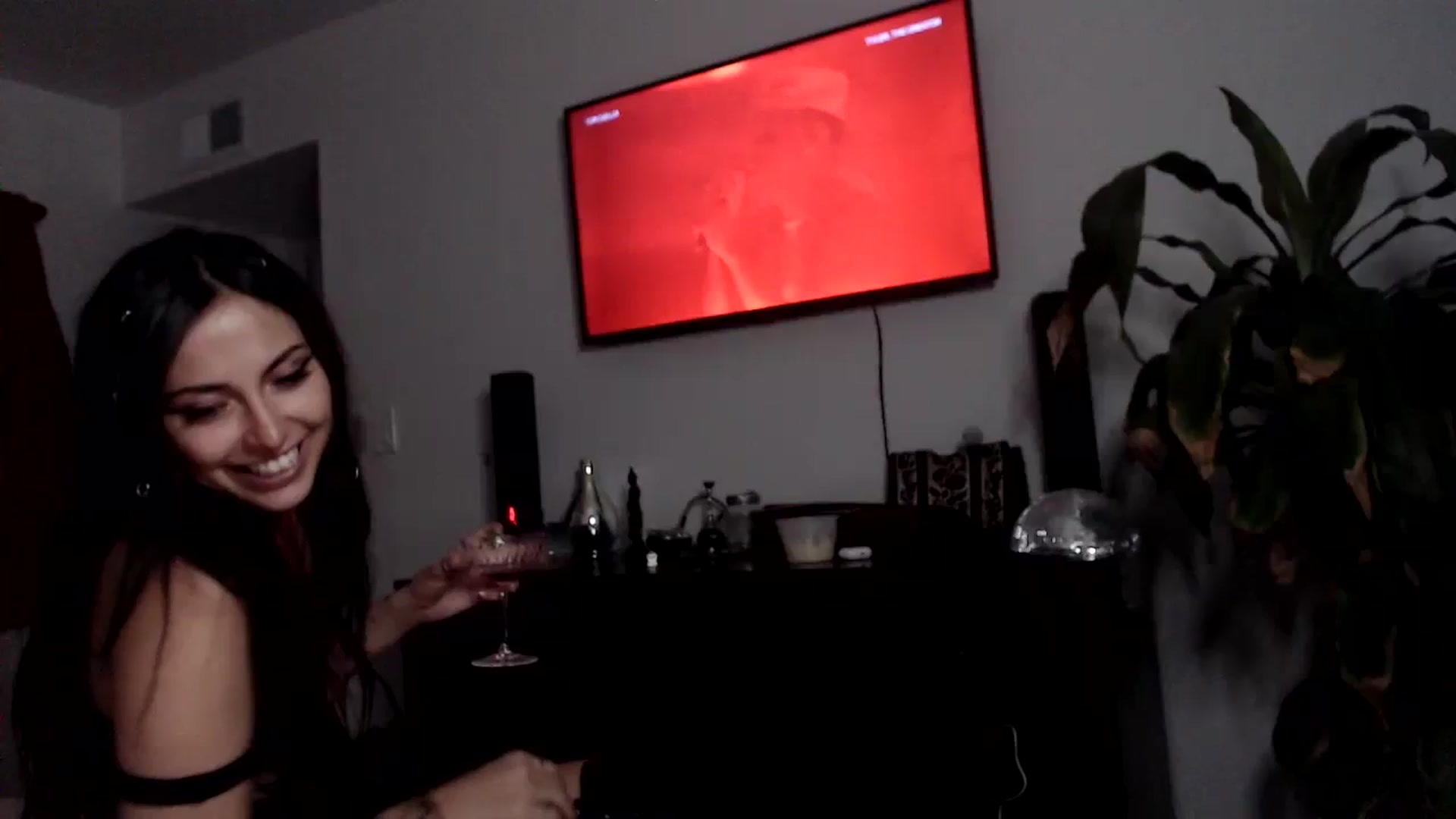Gallery image thumbnail from Lil_bunniii's myfreecams stream on, 04/14/2024, 08:10 image 13 of 20