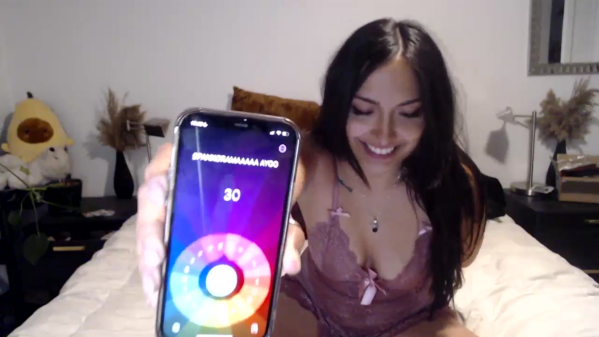 Gallery image thumbnail from Lil_bunniii's myfreecams stream on, 04/26/2024, 06:59 image 16 of 20