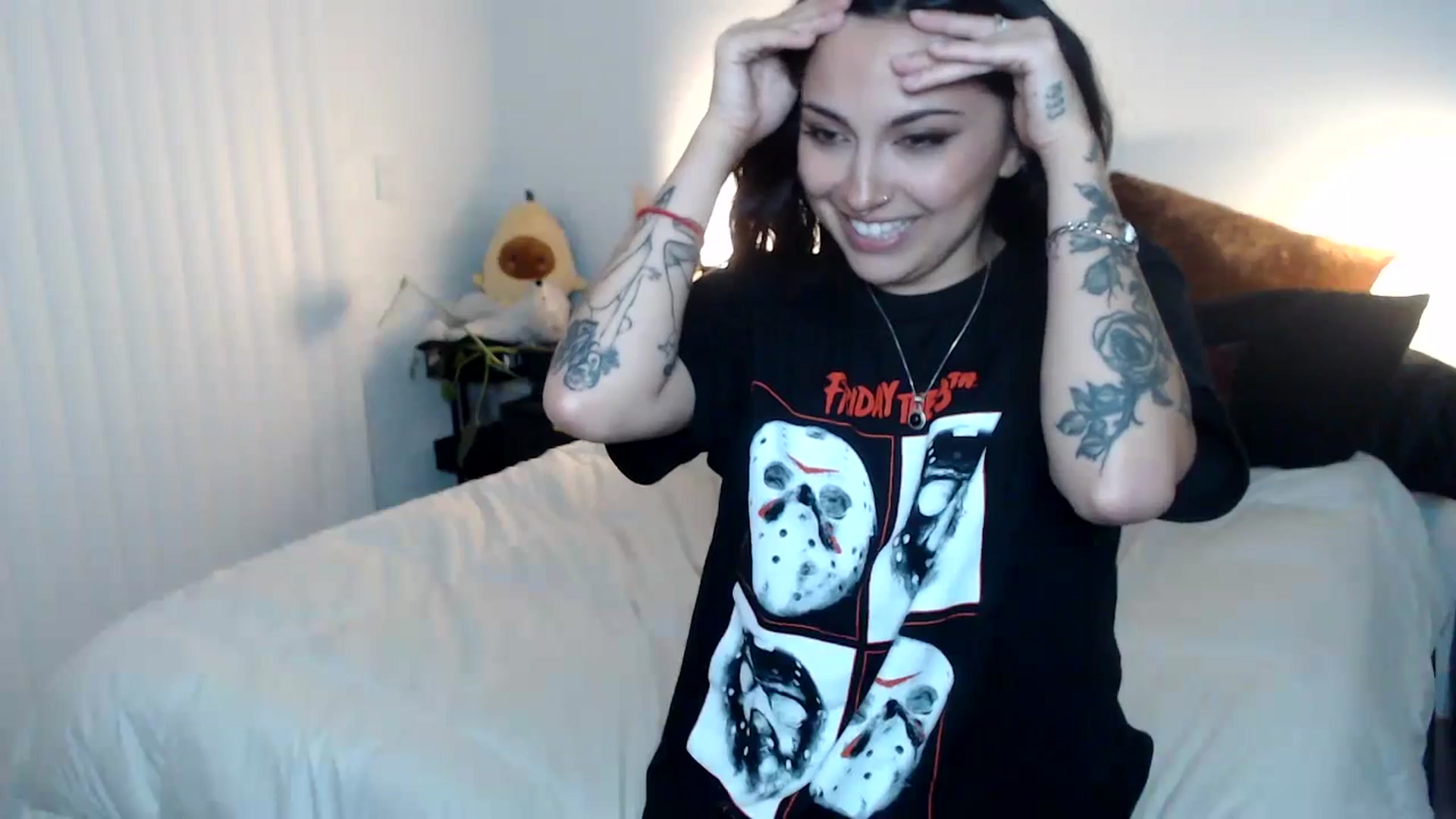 Gallery image thumbnail from Lil_bunniii's myfreecams stream on, 04/28/2024, 07:12 image 8 of 20
