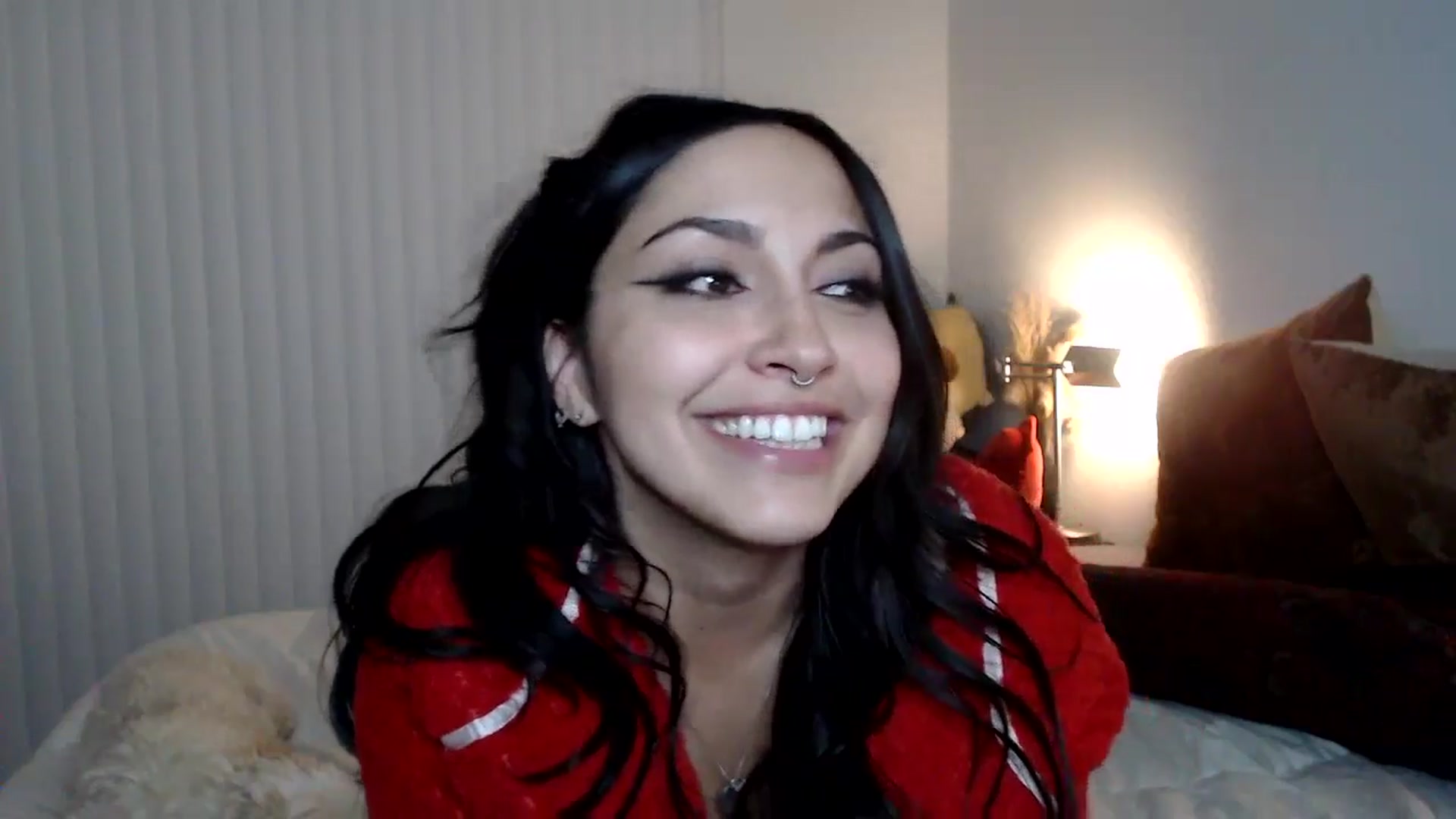 Gallery image thumbnail from Lil_bunniii's myfreecams stream on, 05/11/2024, 08:00 image 20 of 20