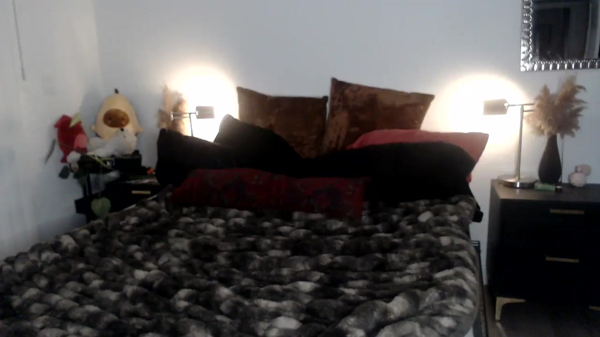 Gallery image thumbnail from Lil_bunniii's myfreecams stream on, 05/15/2024, 06:34 image 12 of 20