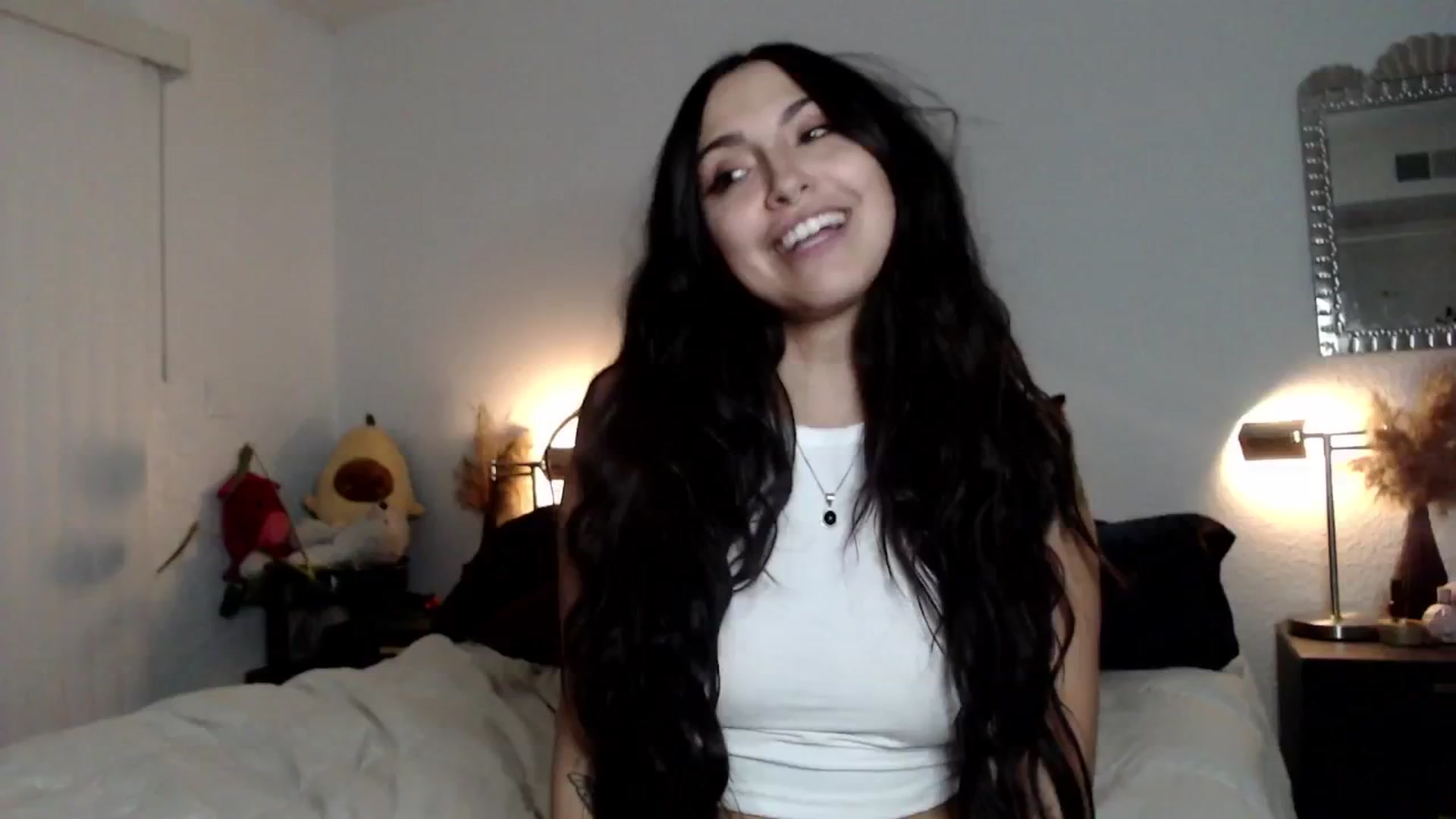 Gallery image thumbnail from Lil_bunniii's myfreecams stream on, 06/08/2024, 08:08 image 16 of 20