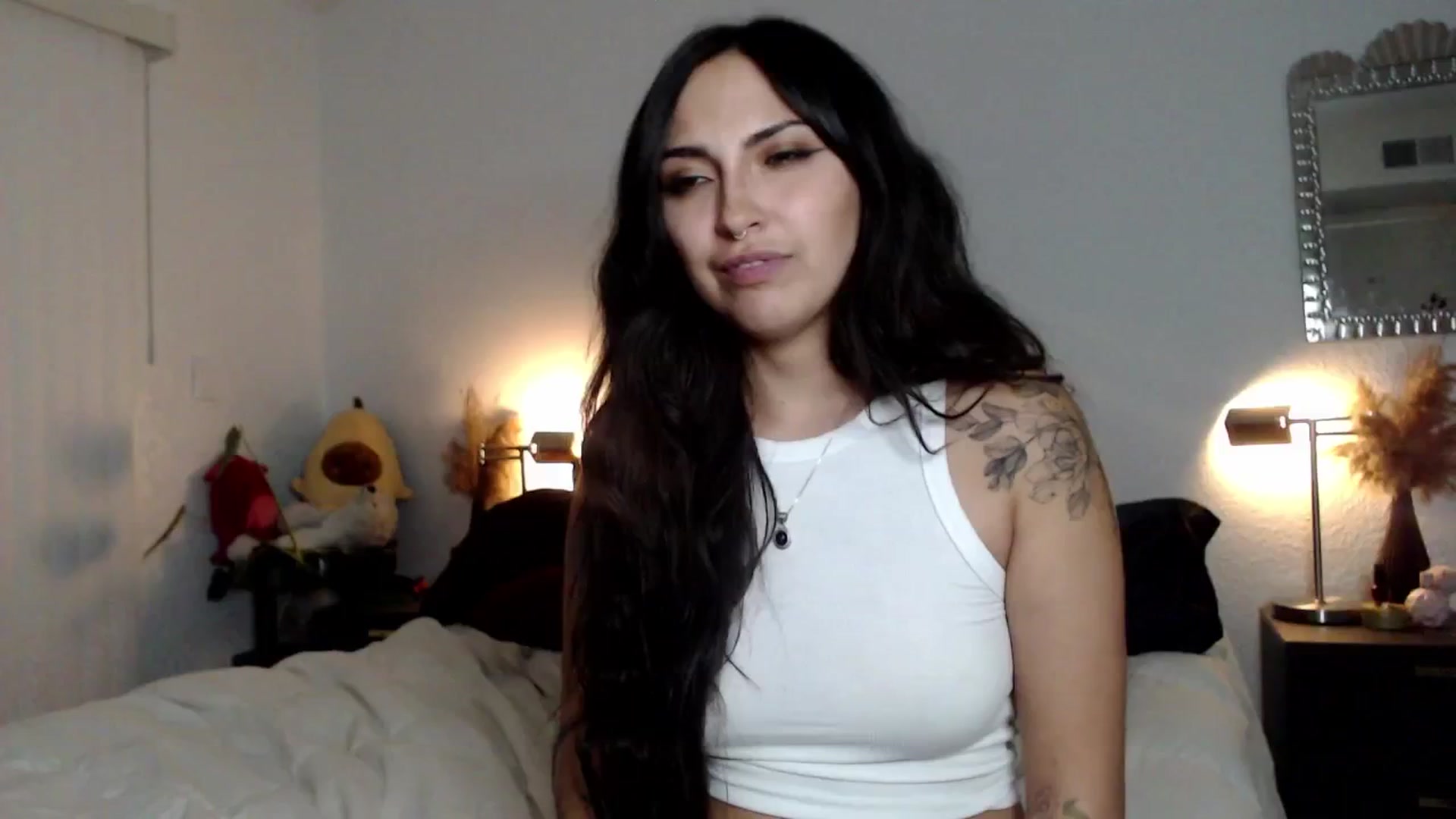 Gallery image thumbnail from Lil_bunniii's myfreecams stream on, 06/08/2024, 08:08 image 13 of 20
