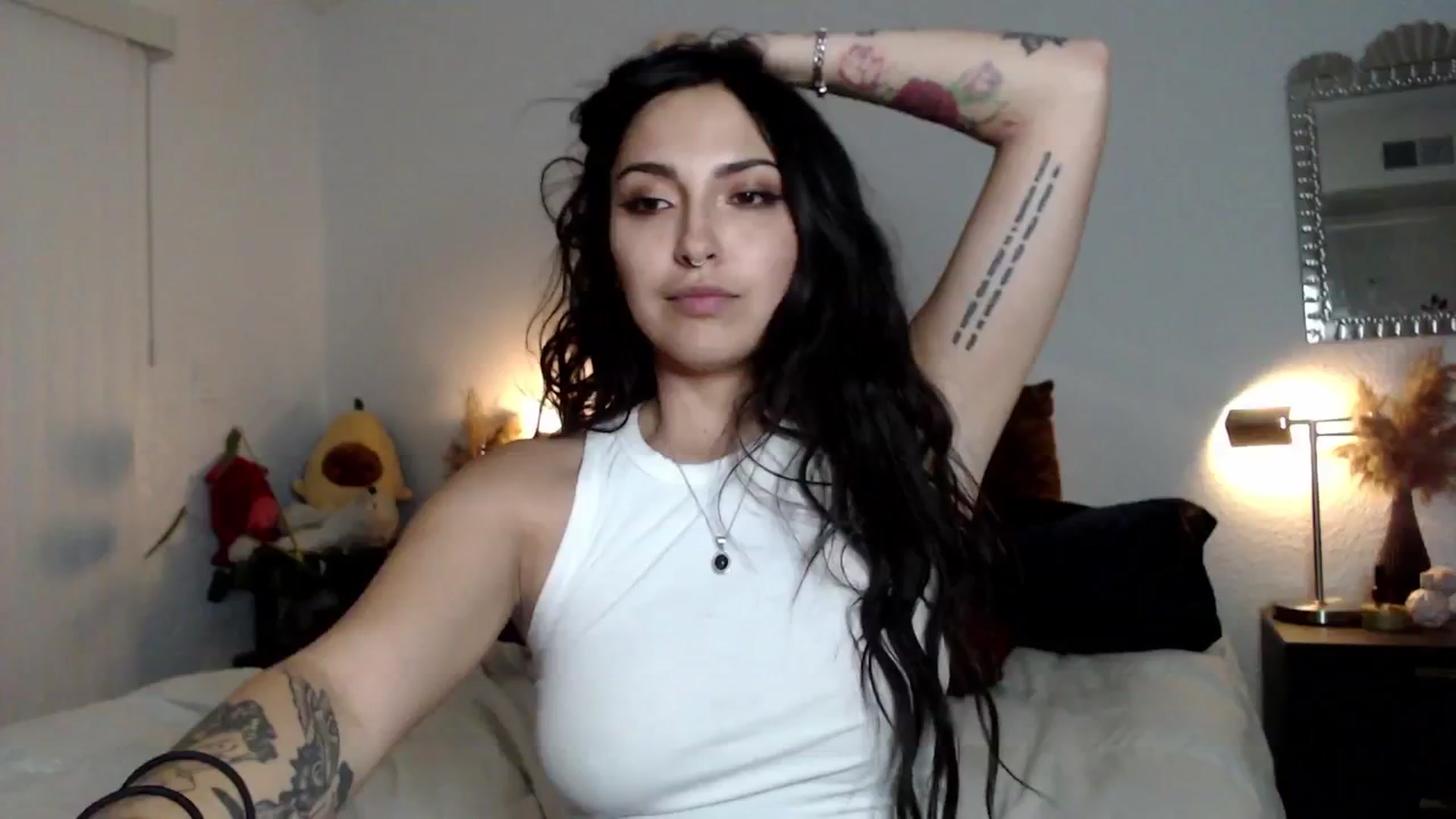 Gallery image thumbnail from Lil_bunniii's myfreecams stream on, 06/08/2024, 08:08 image 9 of 20