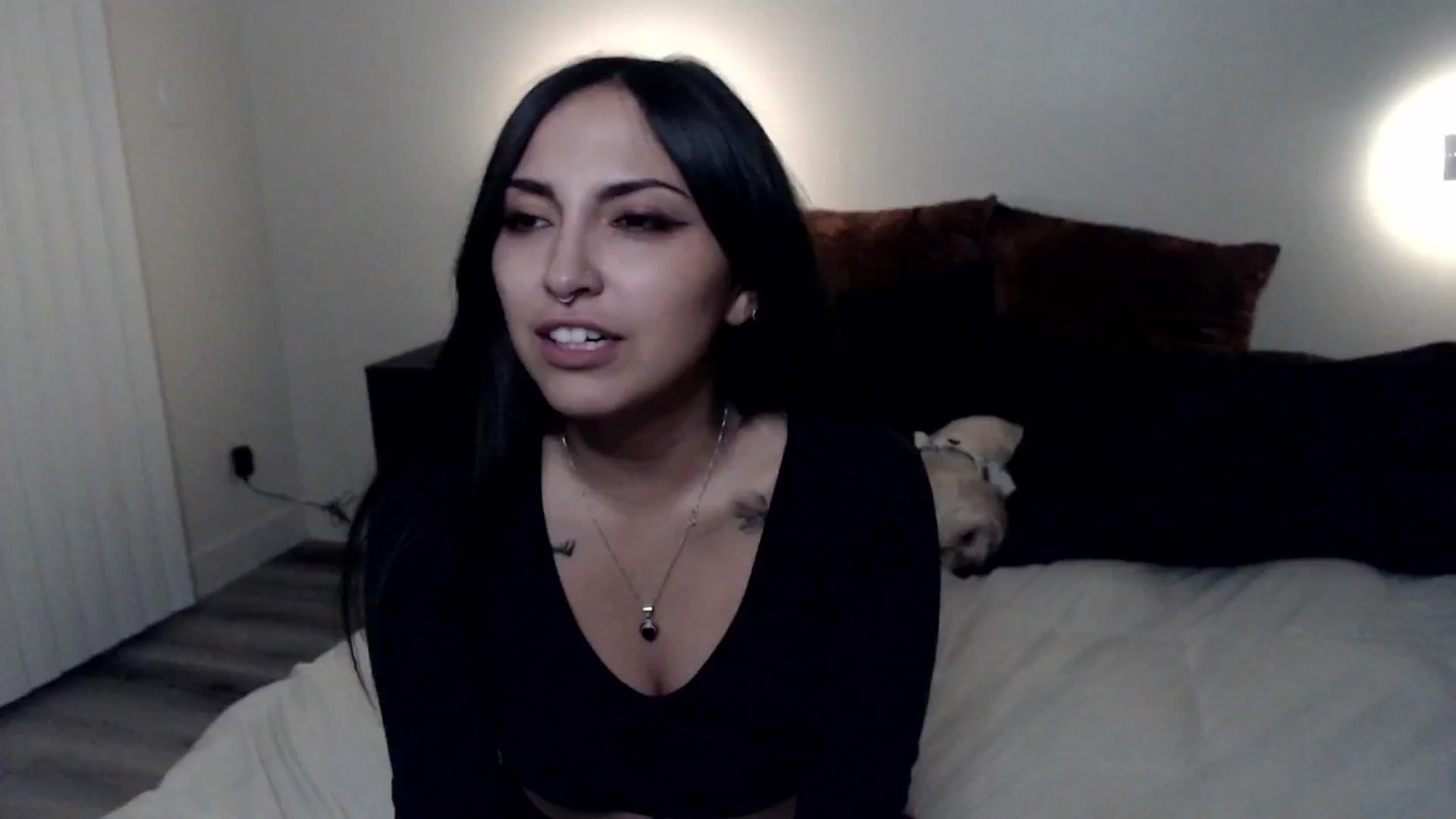 Gallery image thumbnail from Lil_bunniii's myfreecams stream on, 06/21/2024, 06:08 image 1 of 20